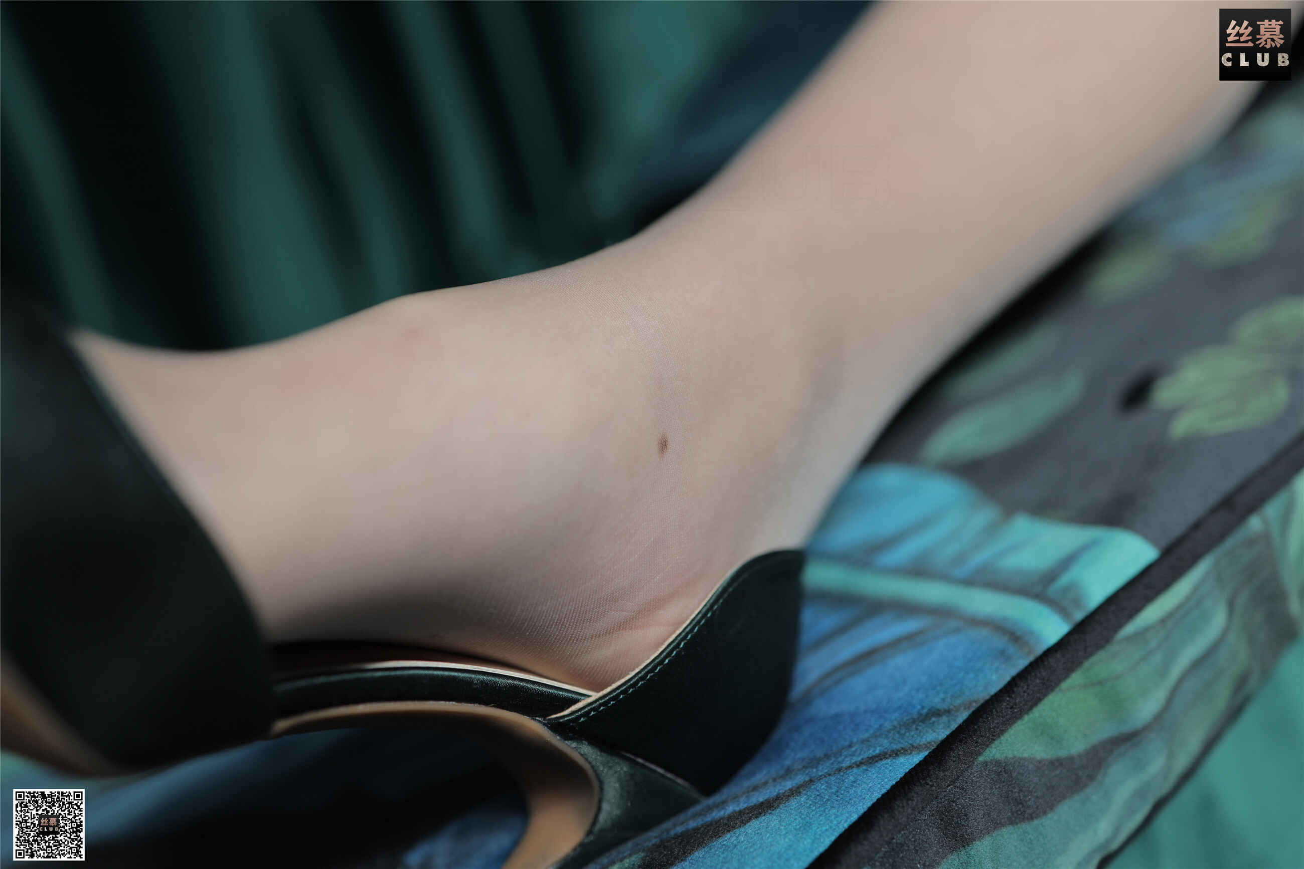 丝慕写真 SM155 天天一元 双双《犯规的御姐》