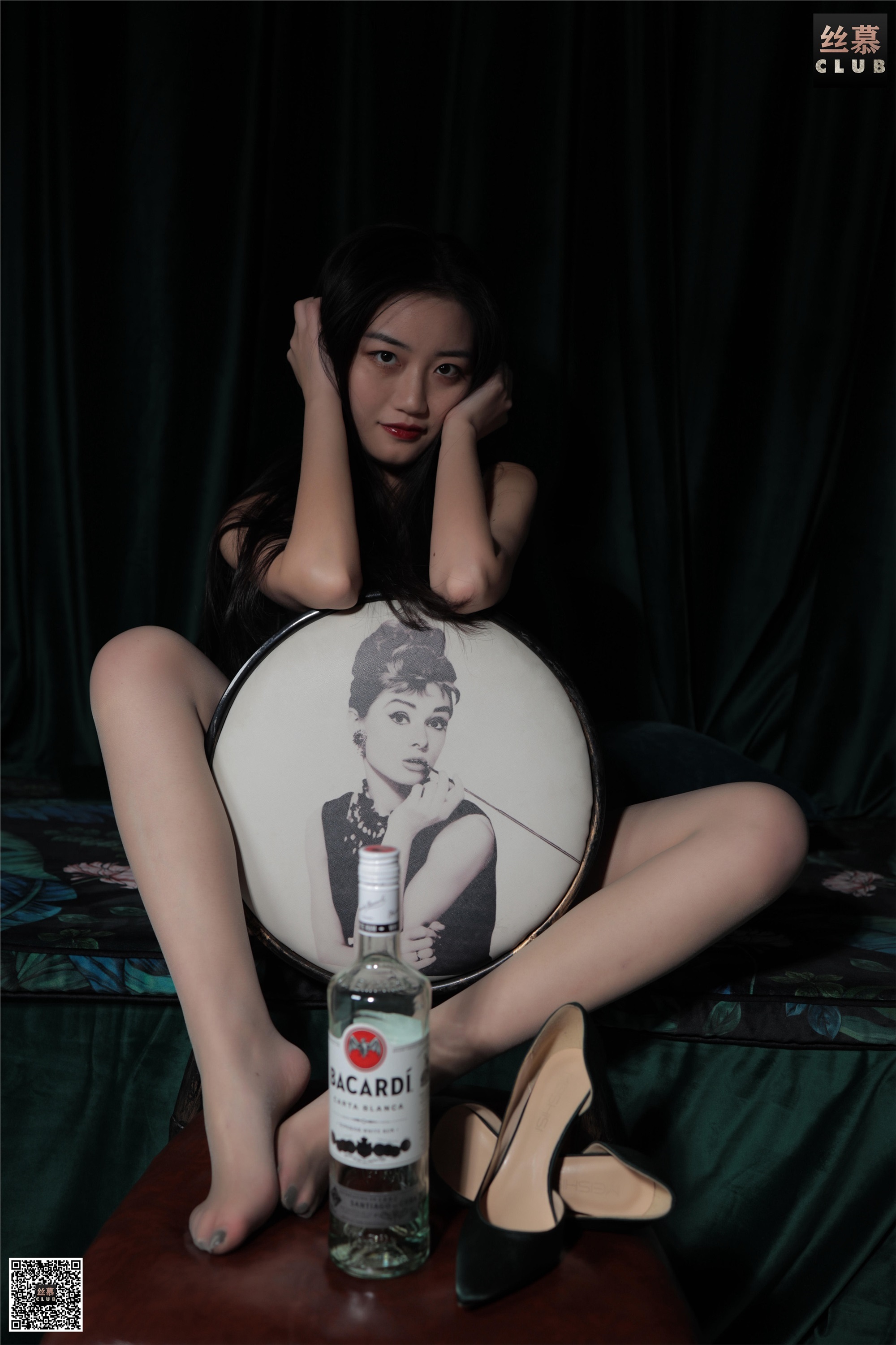 丝慕写真 SM155 天天一元 双双《犯规的御姐》