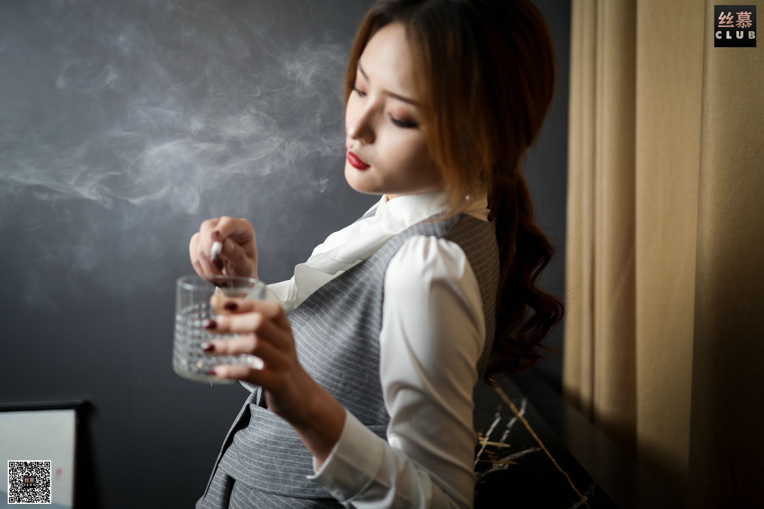 丝慕GIRL  SM157 天天一元 MIYA - 烟