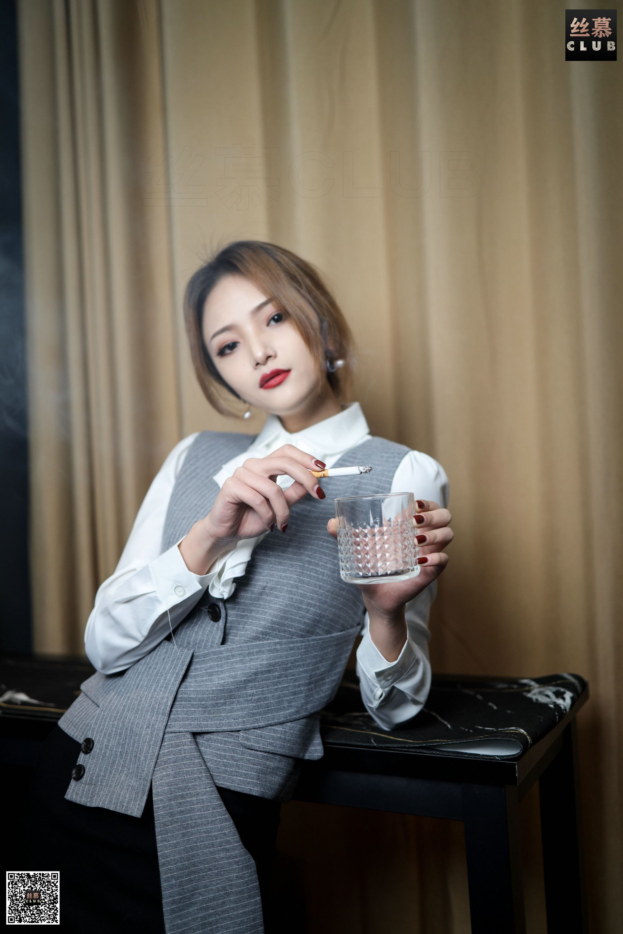 丝慕GIRL  SM157 天天一元 MIYA - 烟