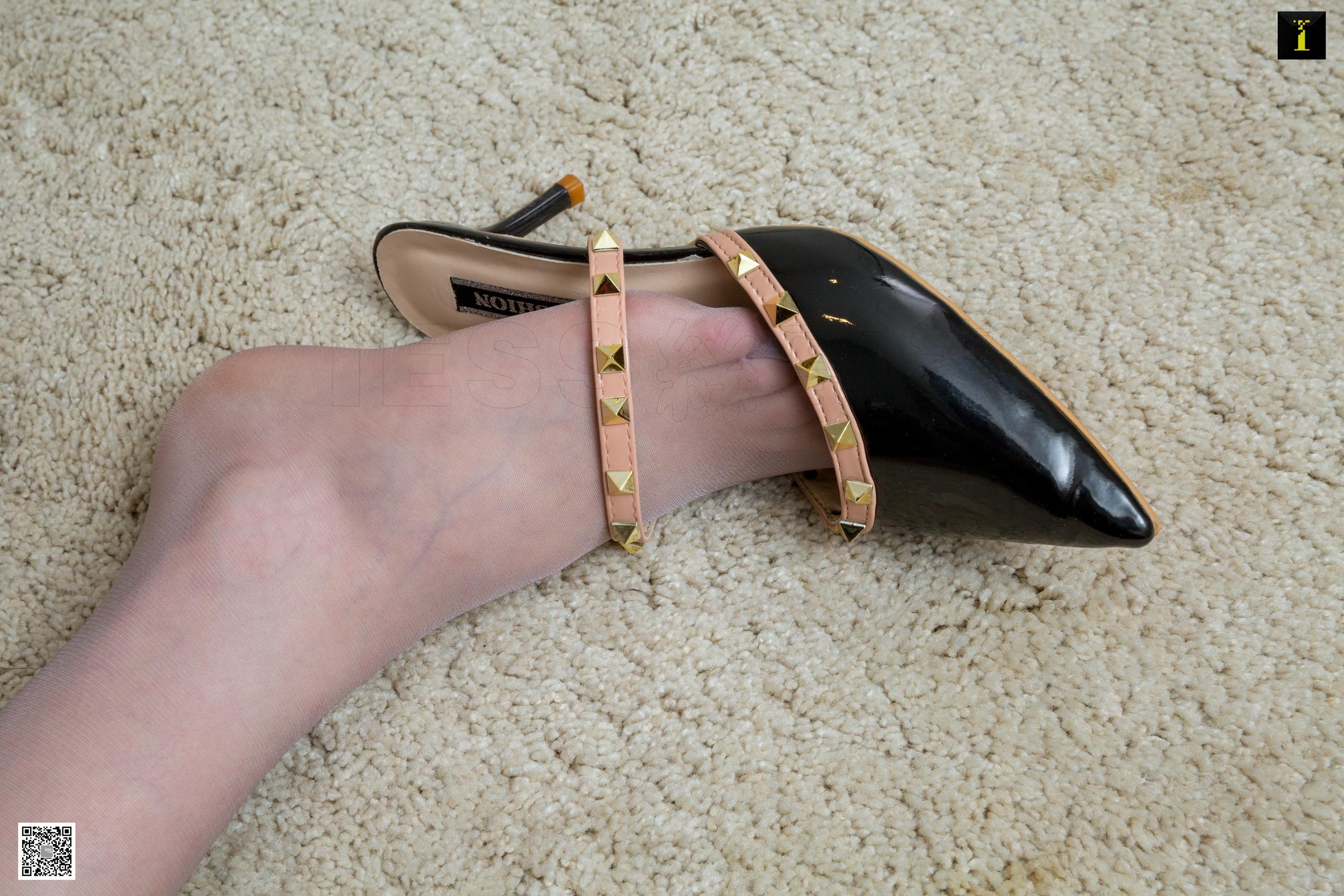 IESS异思趣向 2020.03.17 丝享家701 喵喵 - 深V蕾丝裙