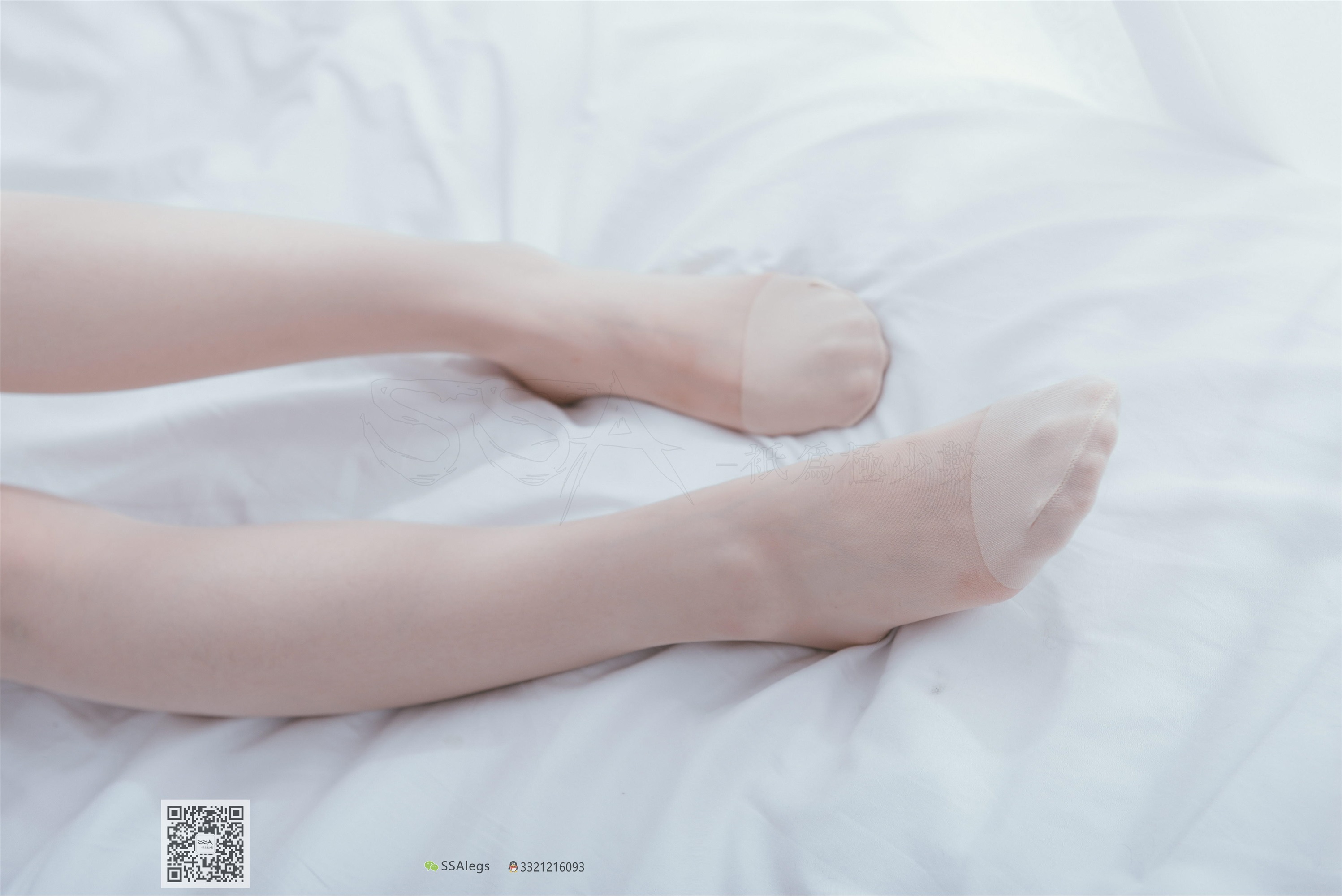 SSA丝社 003期 我的公主床-肉丝裸足特写