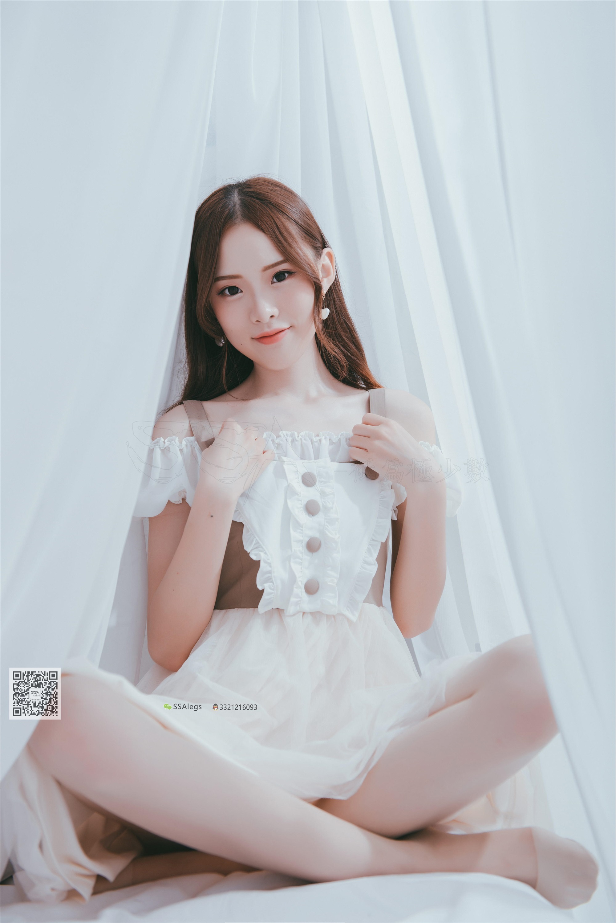 SSA丝社 003期 我的公主床-肉丝裸足特写