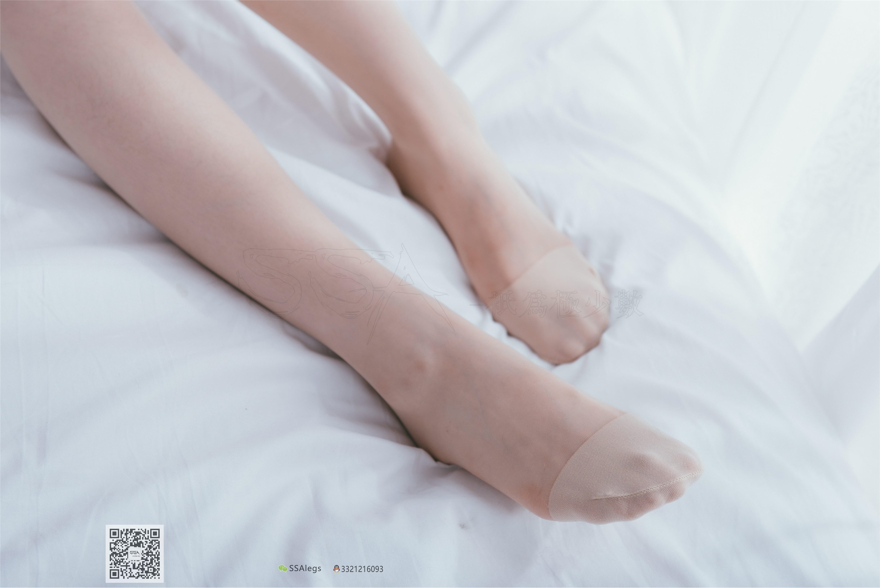 SSA丝社 003期 我的公主床-肉丝裸足特写