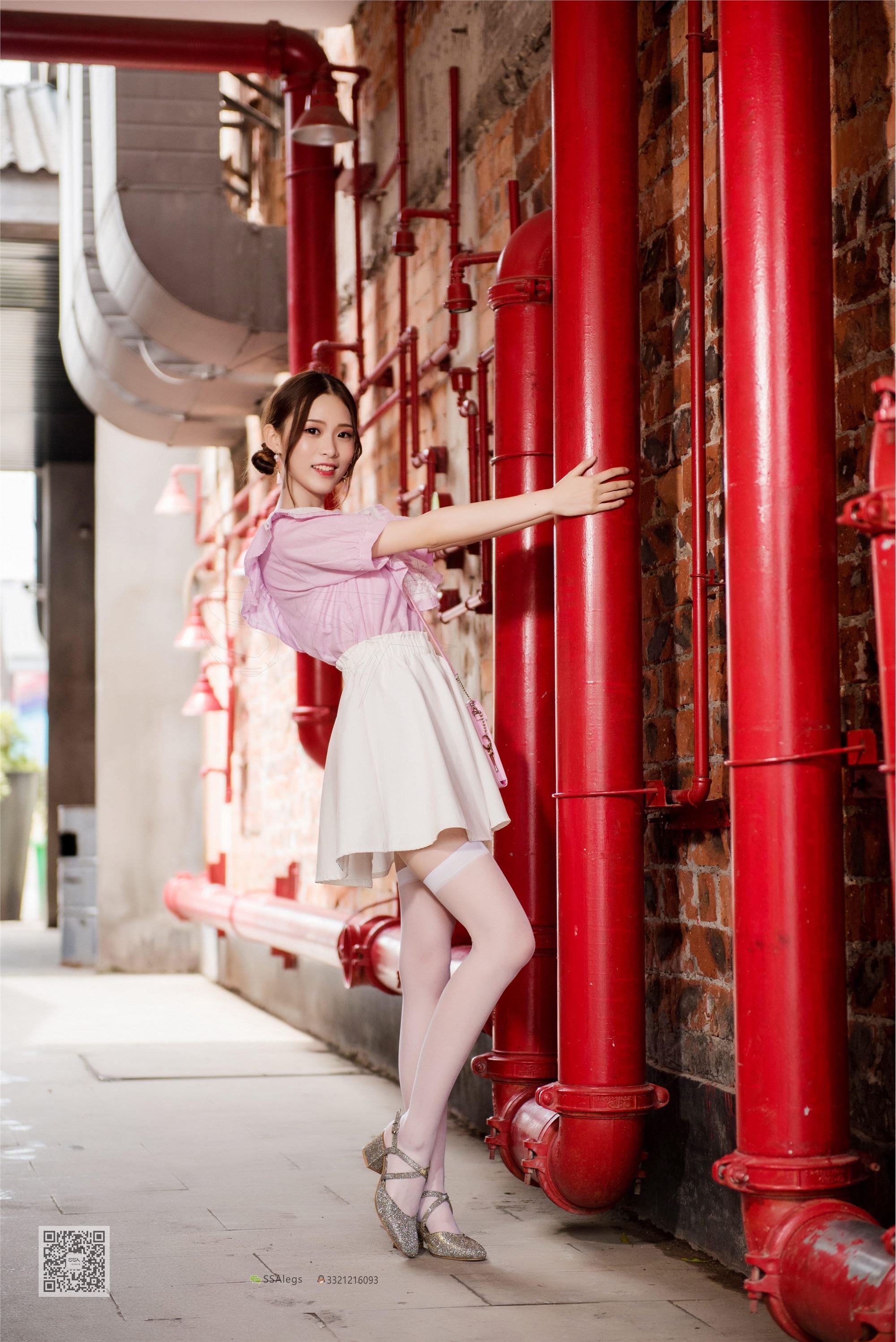 SSA丝社 009期 小琪琪 超薄5D长筒袜街拍