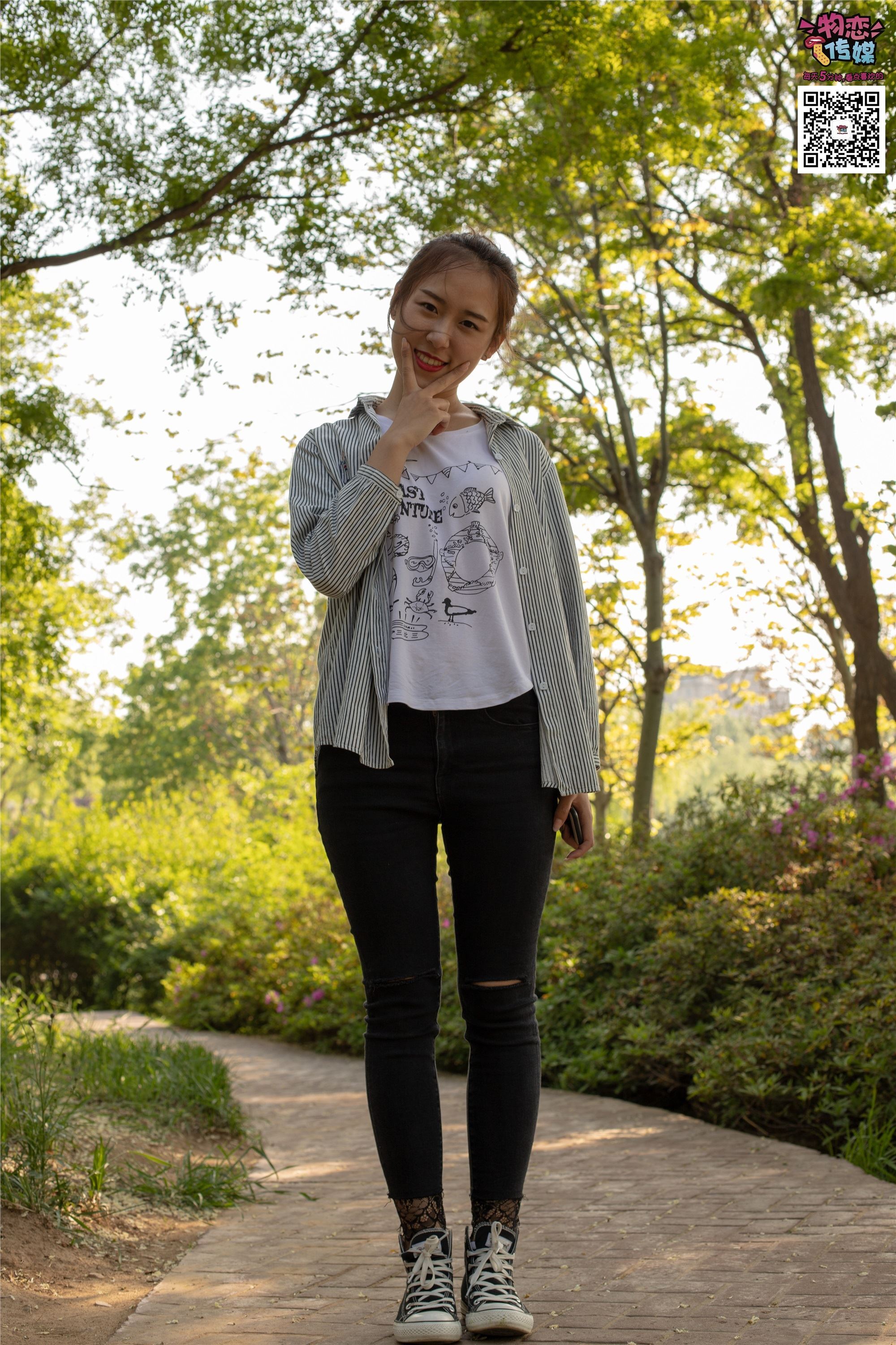 物恋传媒 No.010 纯的闺蜜情，纯纯的鞋子与棉袜