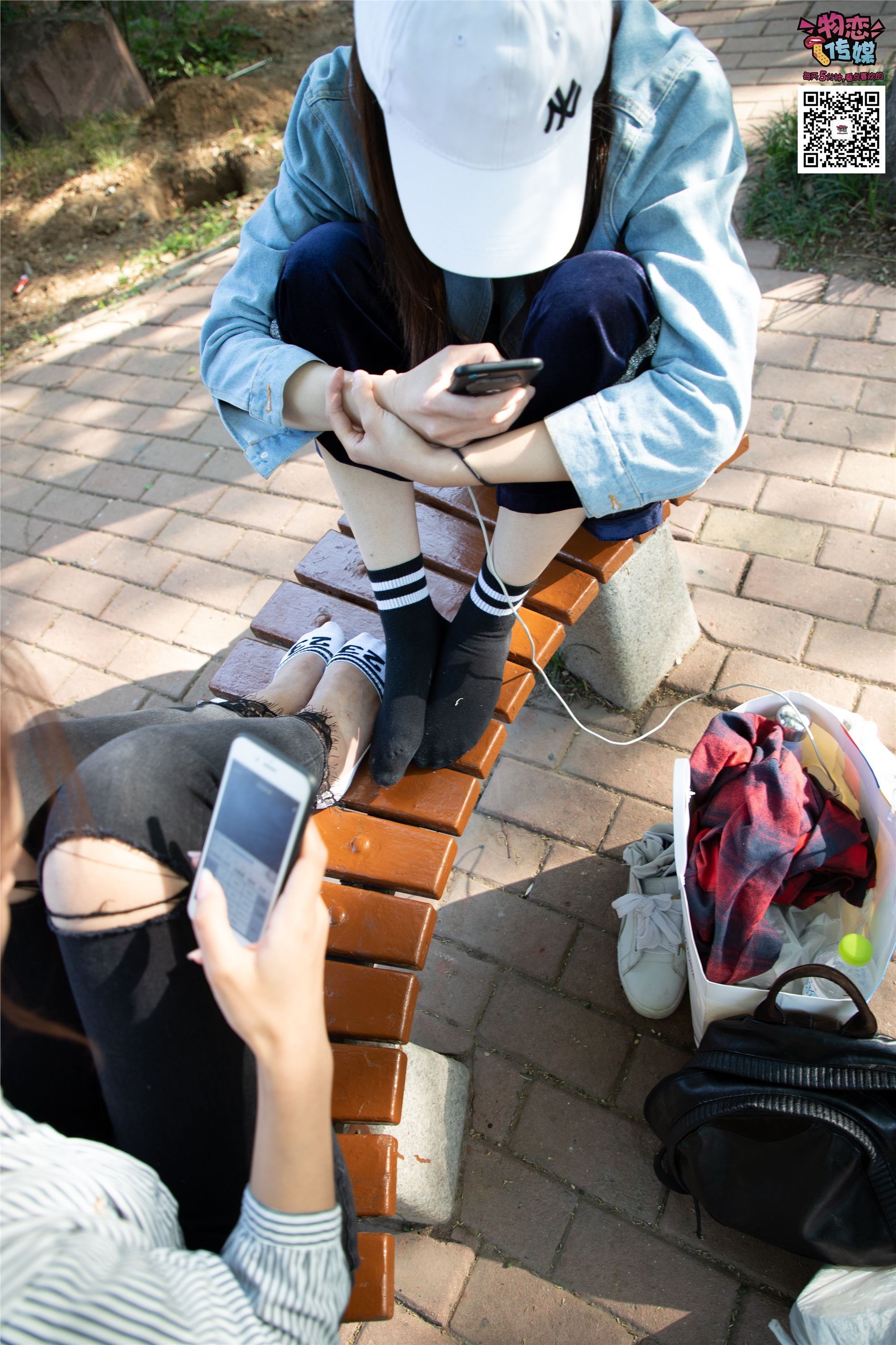 物恋传媒 No.010 纯的闺蜜情，纯纯的鞋子与棉袜