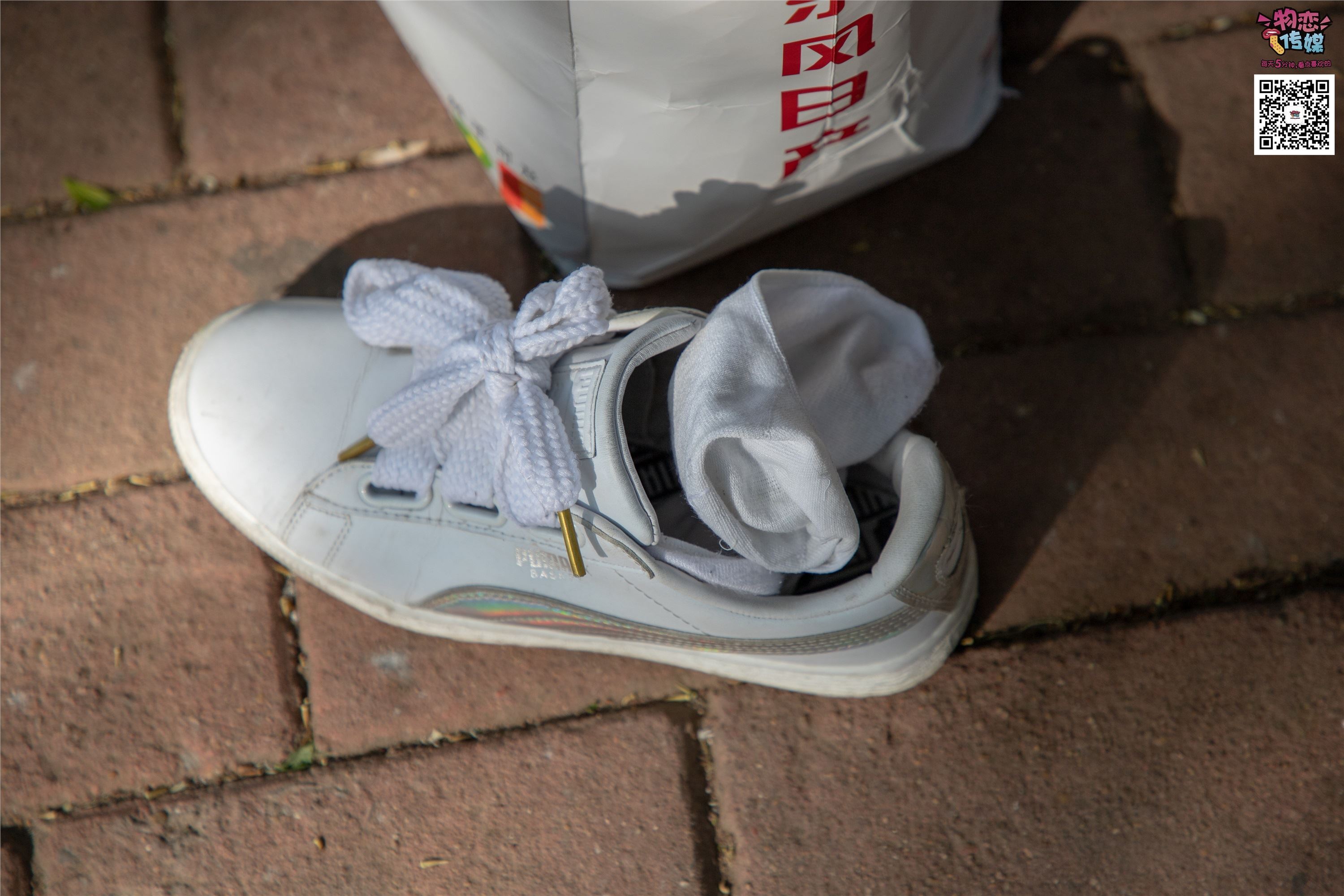 物恋传媒 No.010 纯的闺蜜情，纯纯的鞋子与棉袜