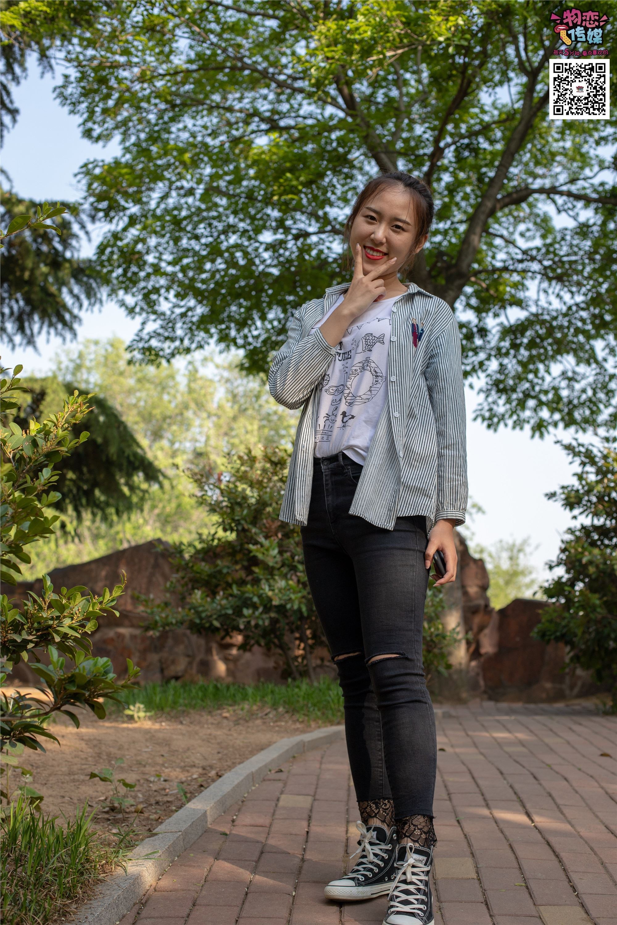 物恋传媒 No.010 纯的闺蜜情，纯纯的鞋子与棉袜