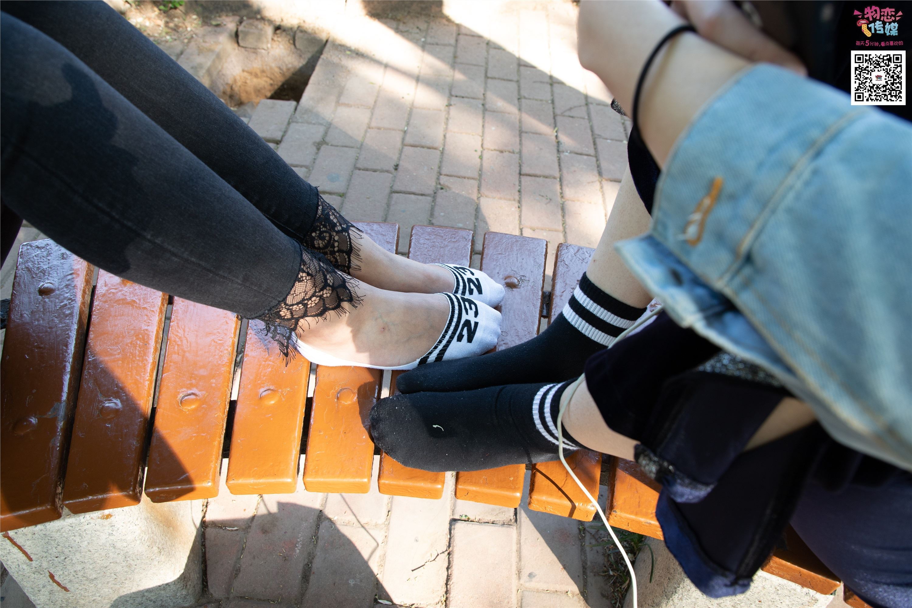 物恋传媒 No.010 纯的闺蜜情，纯纯的鞋子与棉袜