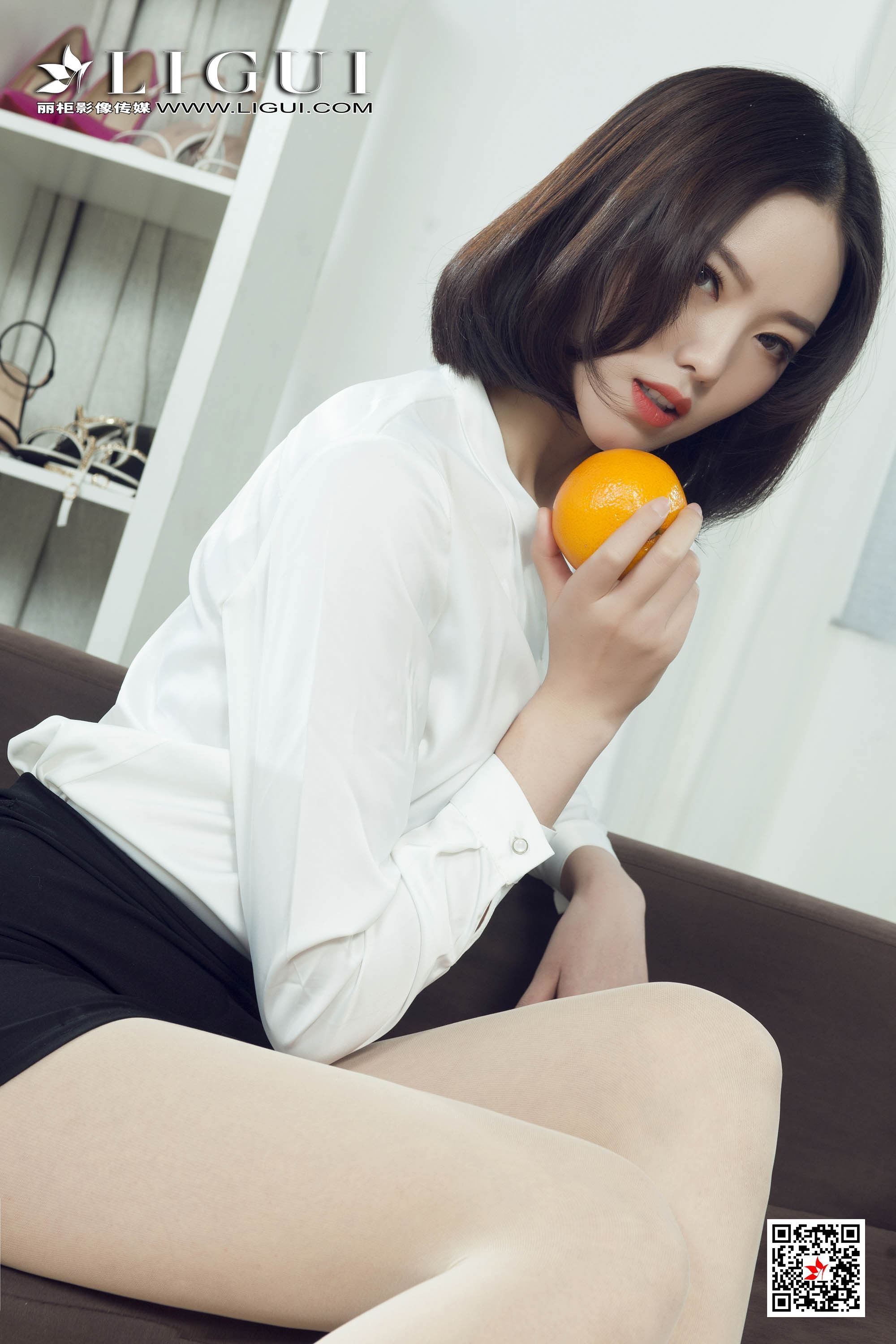 Ligui丽柜 2020.04.08《精踩丝足》-敏儿