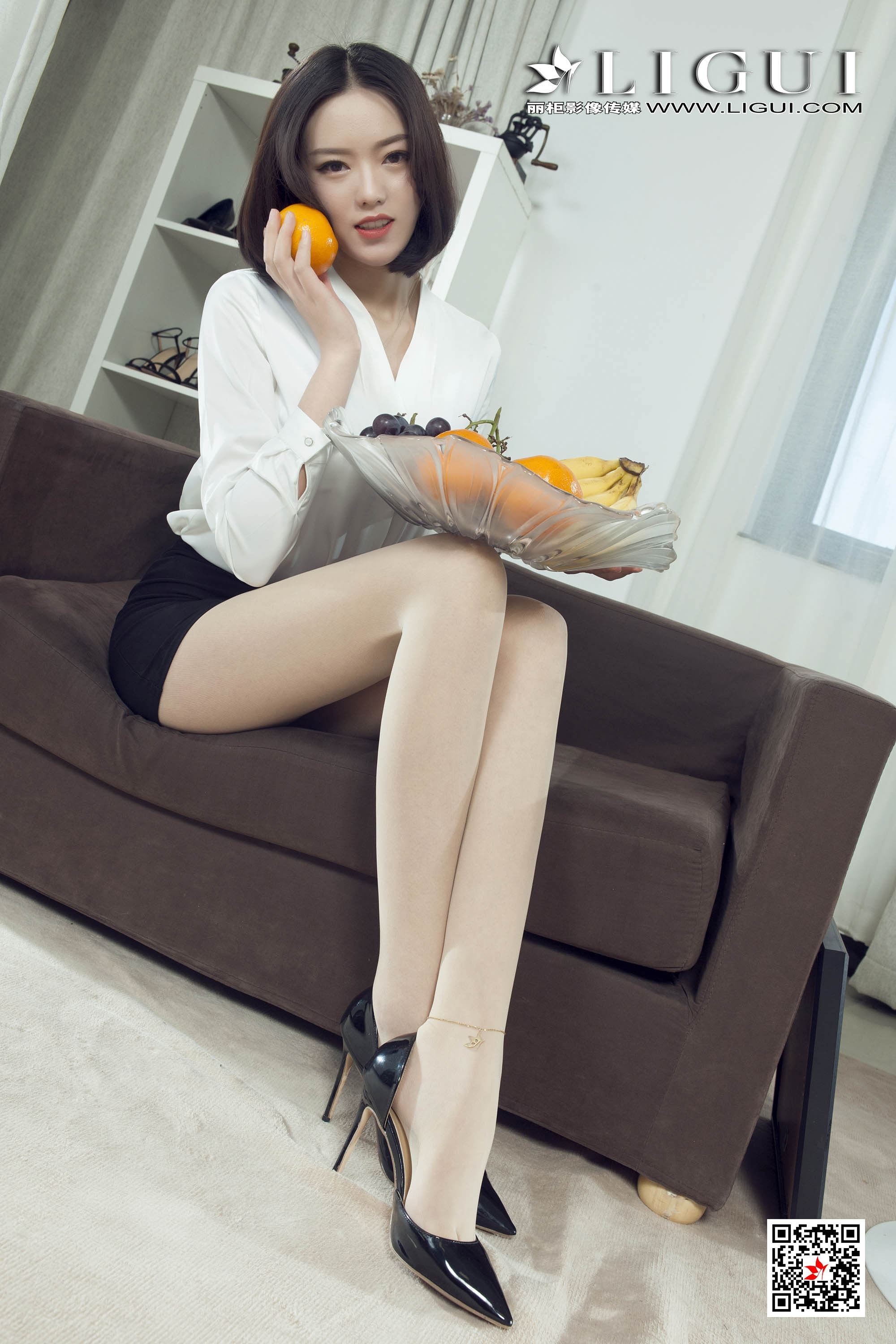 Ligui丽柜 2020.04.08《精踩丝足》-敏儿