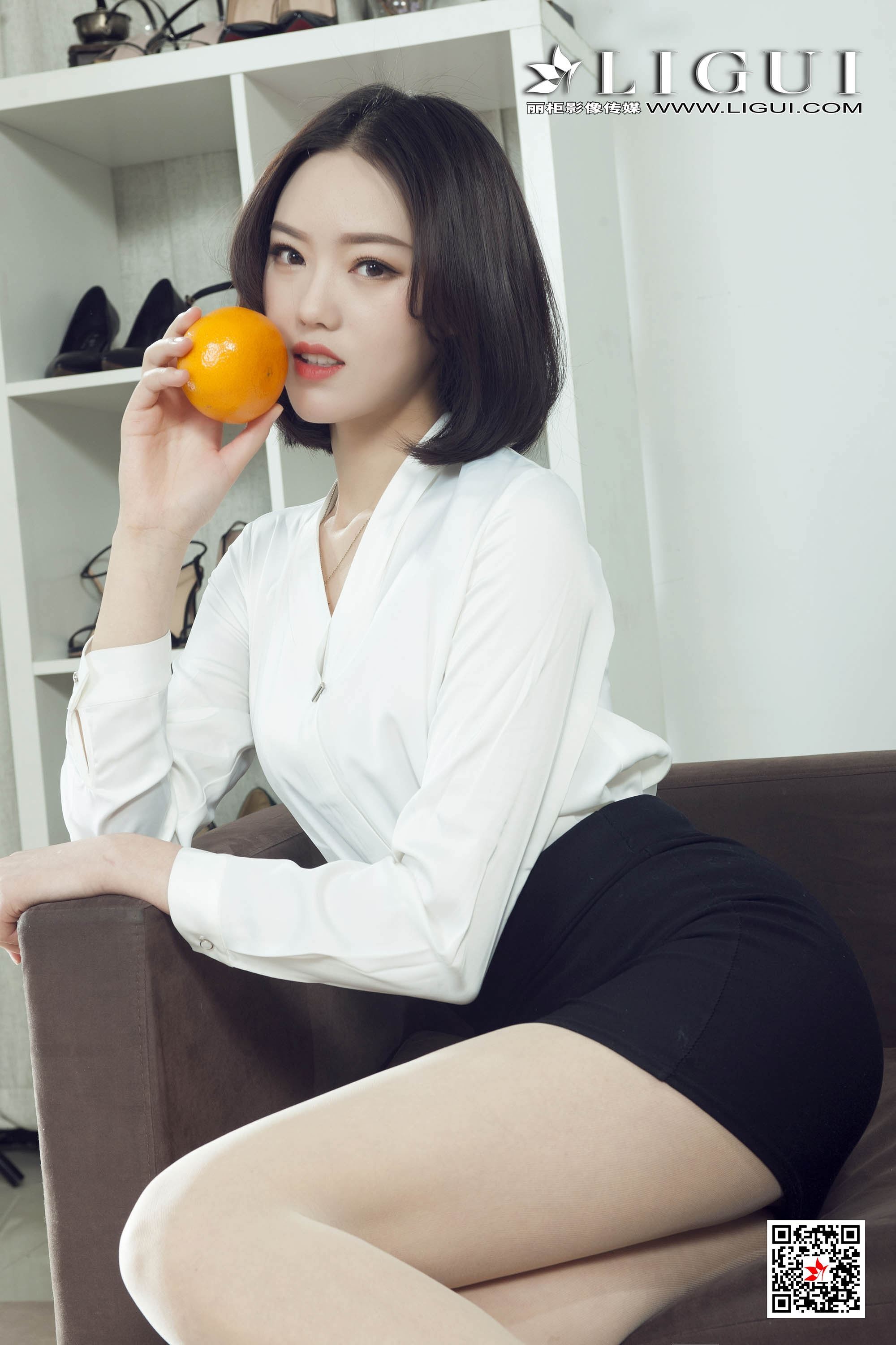 Ligui丽柜 2020.04.08《精踩丝足》-敏儿