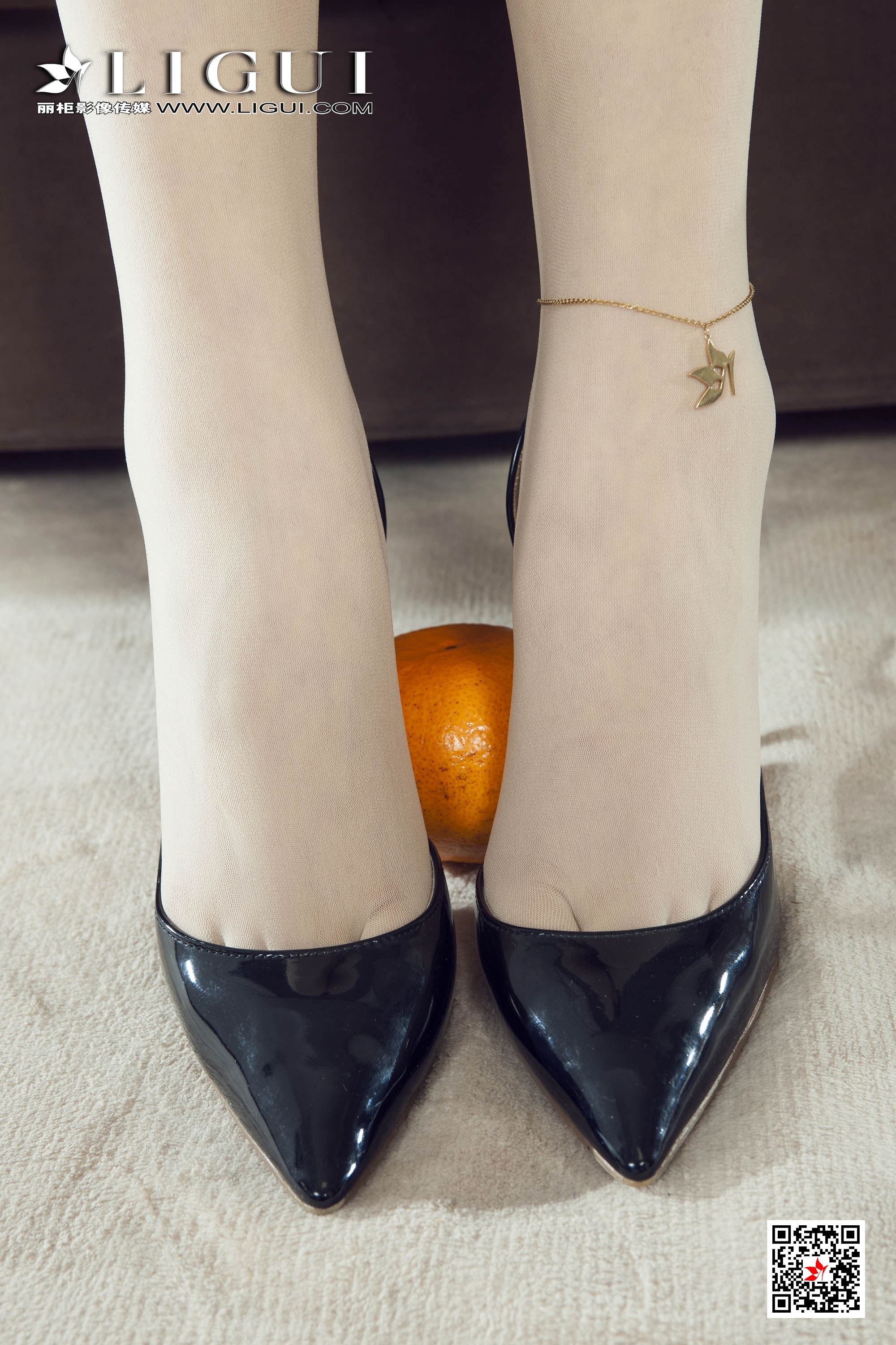 Ligui丽柜 2020.04.08《精踩丝足》-敏儿