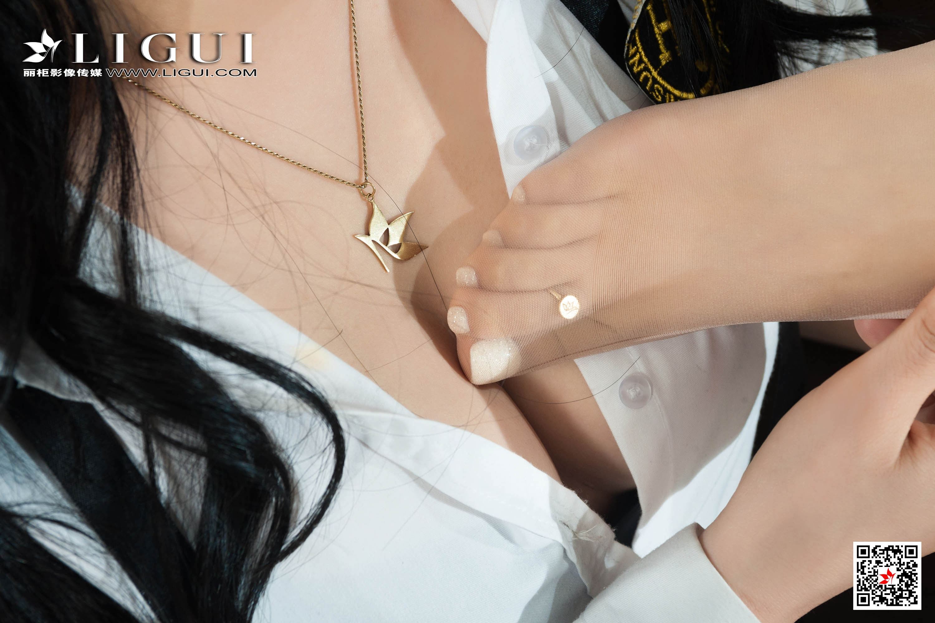 Ligui丽柜 2020.04.09《双生花》之一网情深