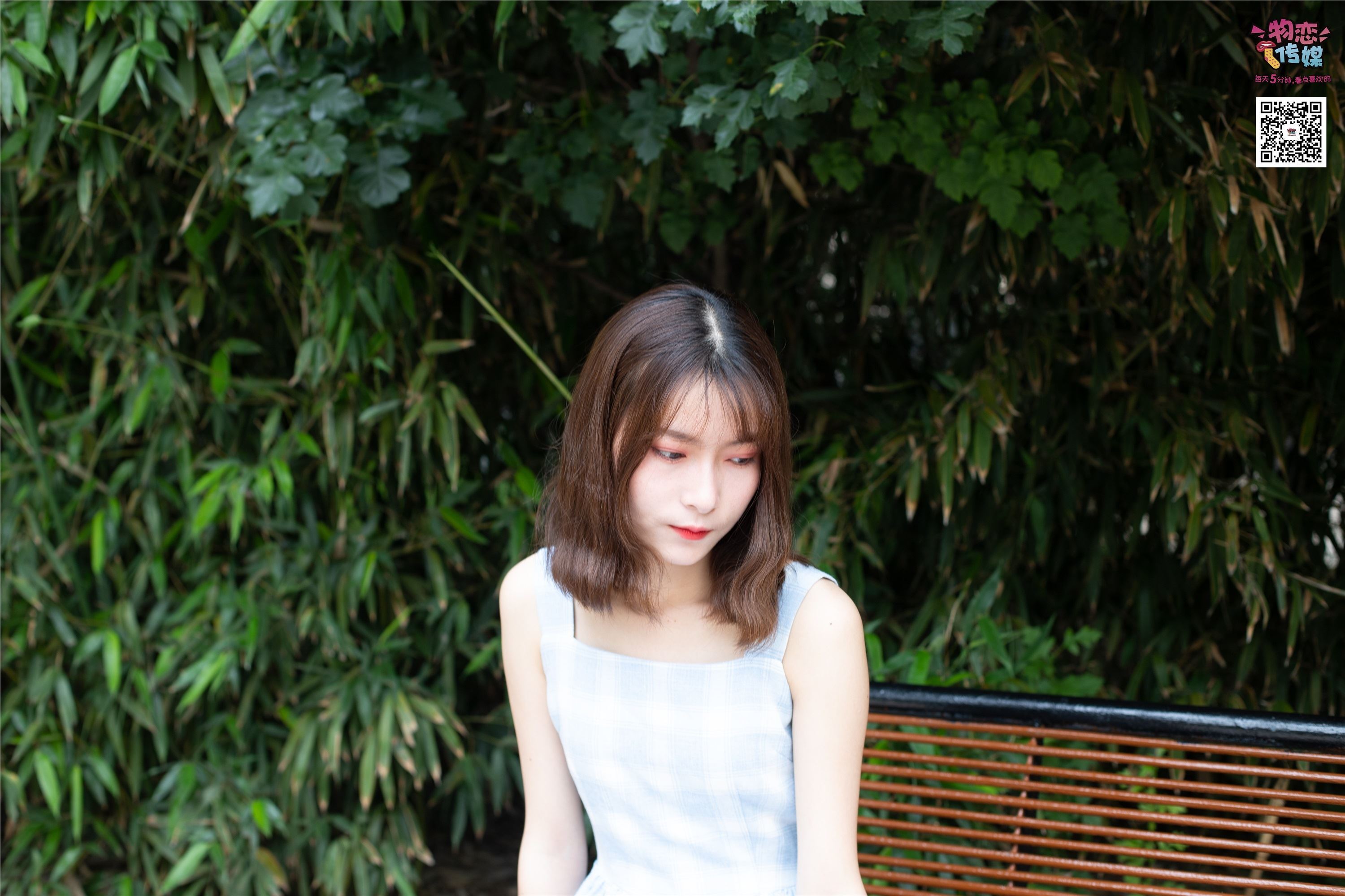 物恋传媒 No.016 经典就是不需挑片,透明肉丝配清纯白棉袜