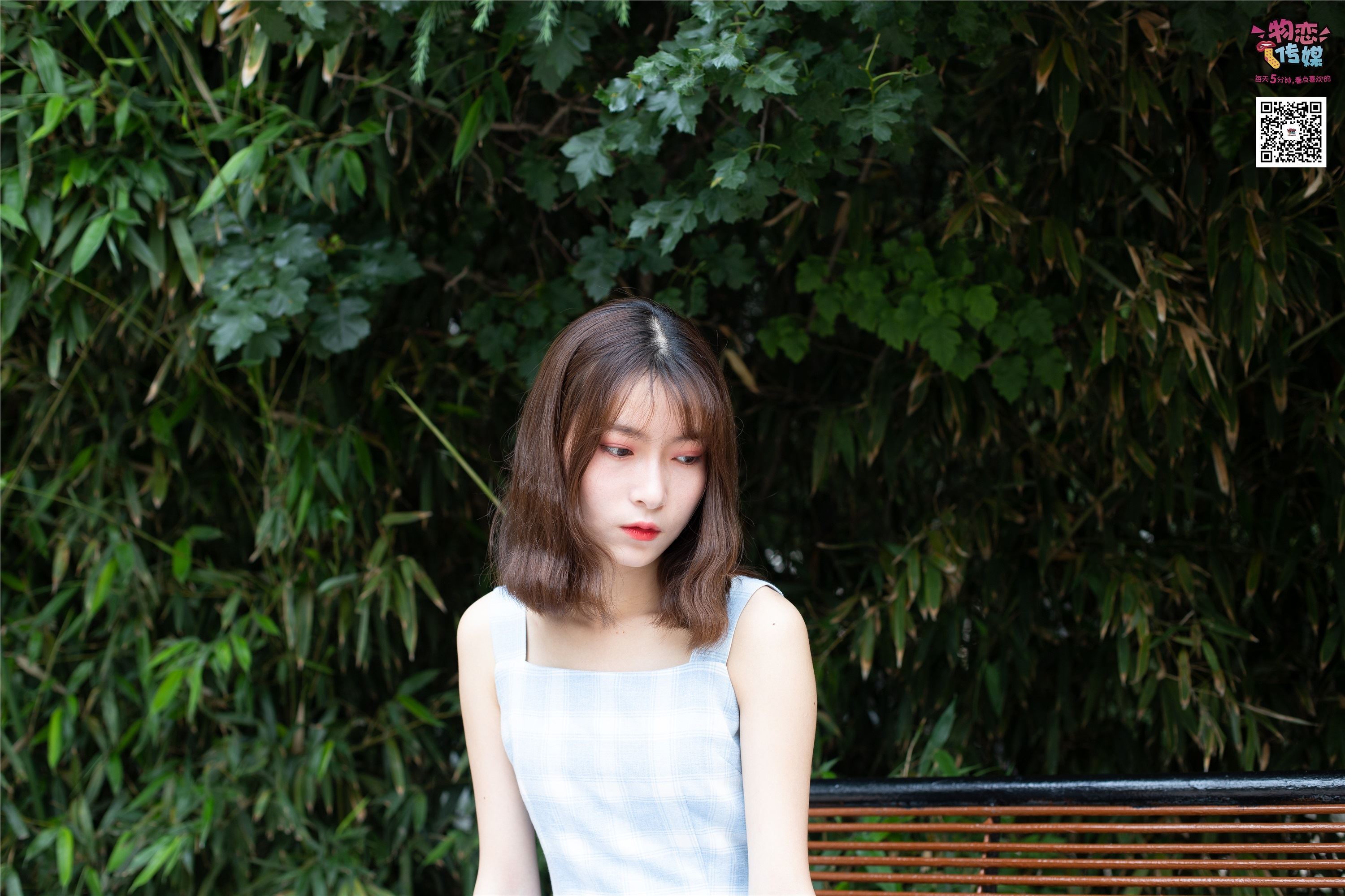 物恋传媒 No.016 经典就是不需挑片,透明肉丝配清纯白棉袜