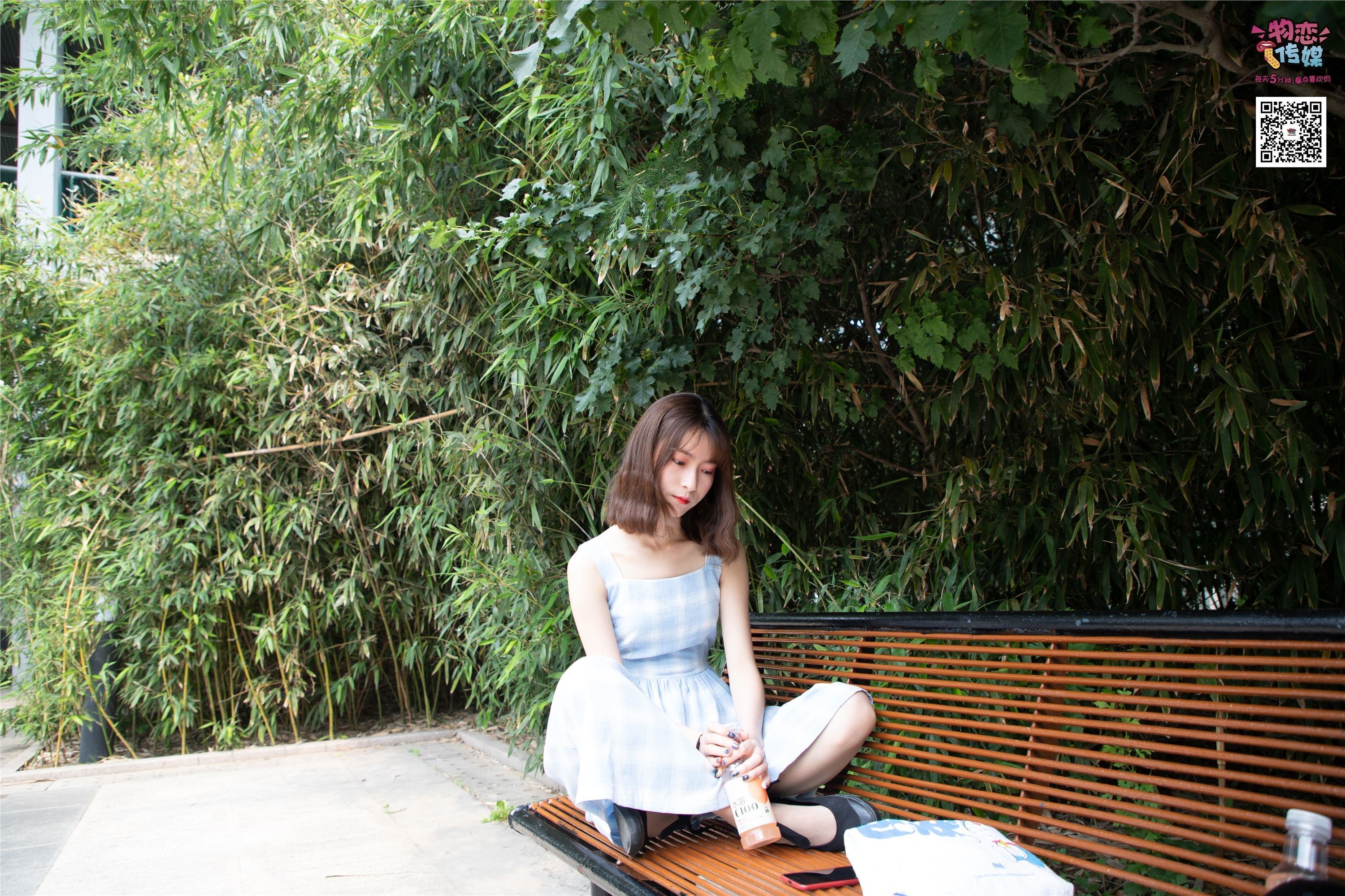 物恋传媒 No.016 经典就是不需挑片,透明肉丝配清纯白棉袜