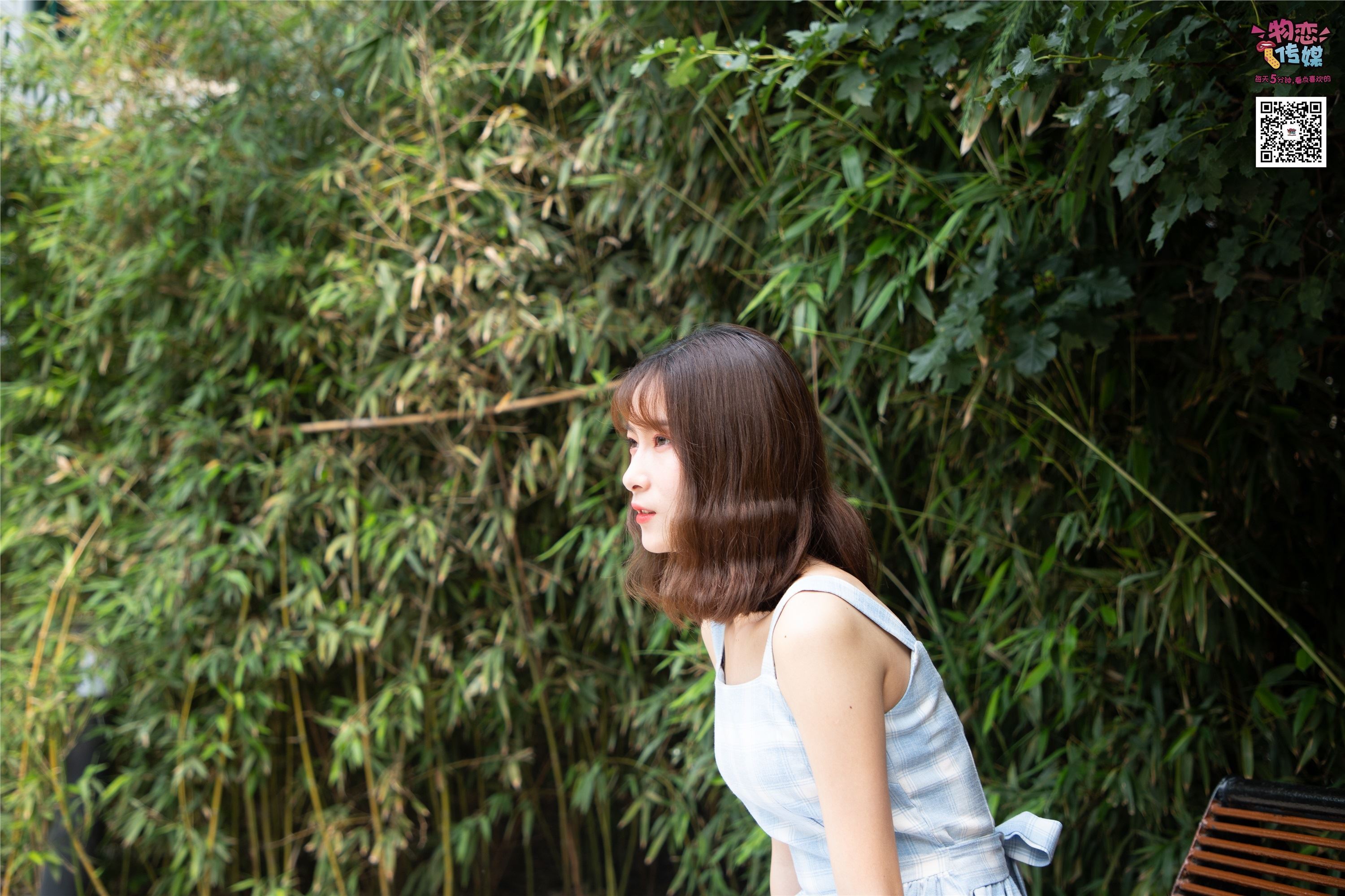 物恋传媒 No.016 经典就是不需挑片,透明肉丝配清纯白棉袜