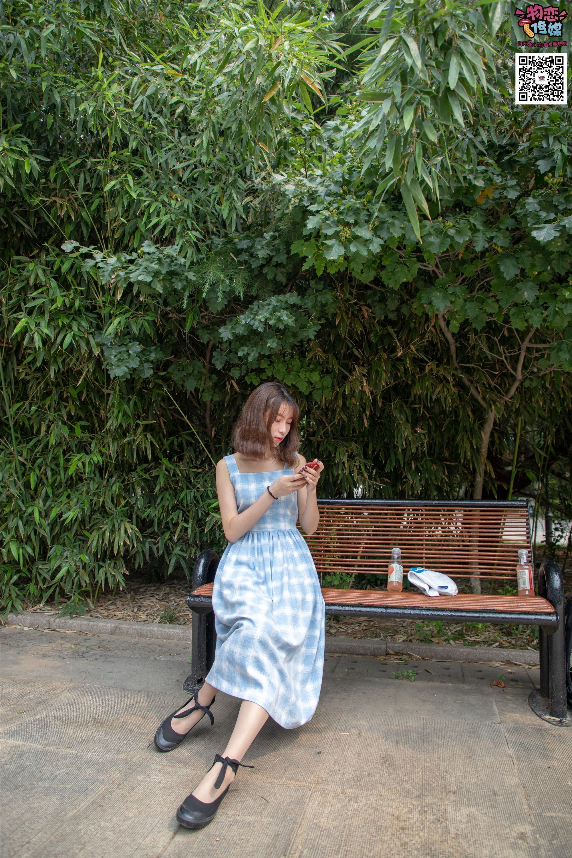 物恋传媒 No.016 经典就是不需挑片,透明肉丝配清纯白棉袜