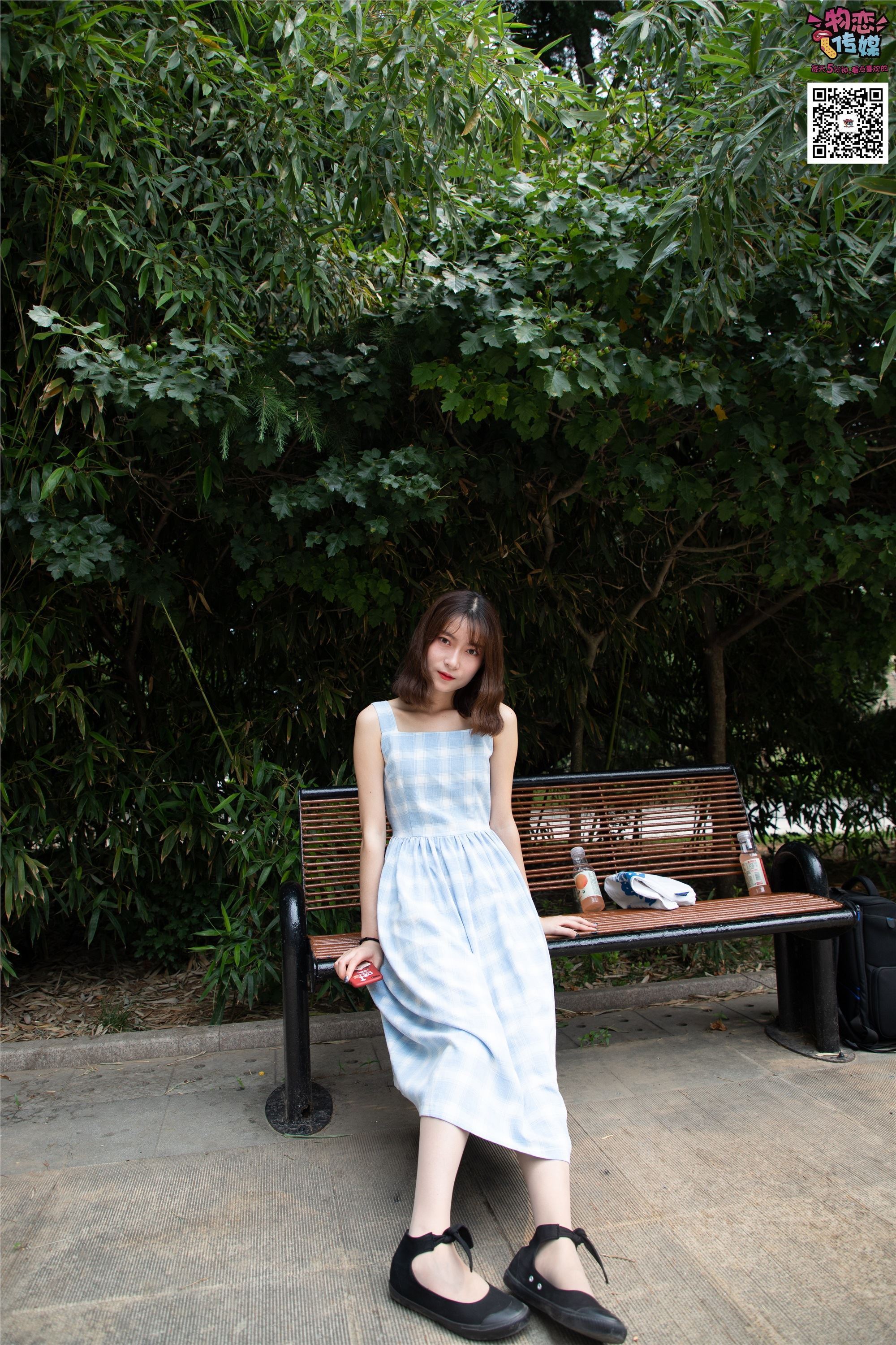 物恋传媒 No.016 经典就是不需挑片,透明肉丝配清纯白棉袜