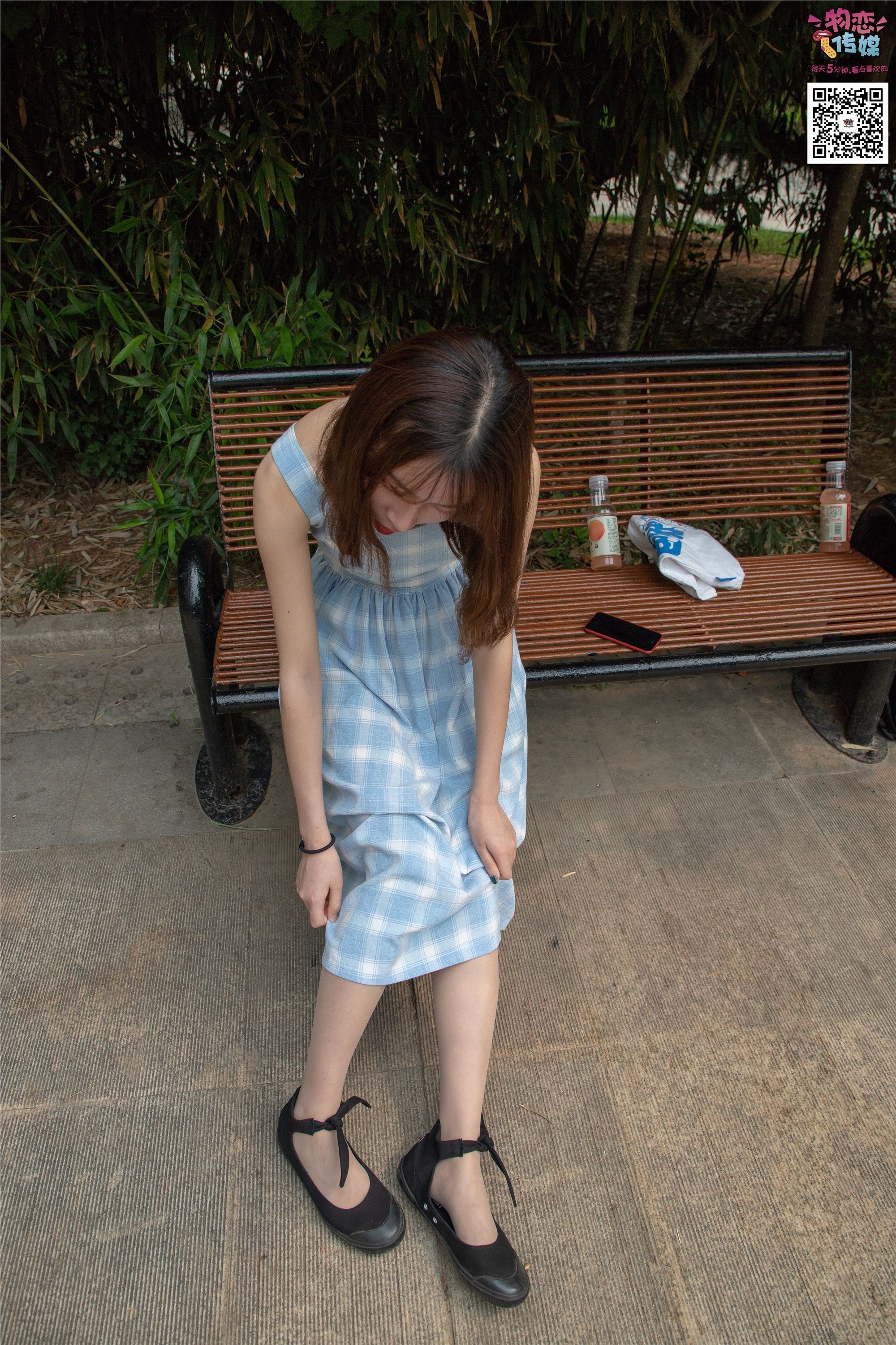 物恋传媒 No.016 经典就是不需挑片,透明肉丝配清纯白棉袜