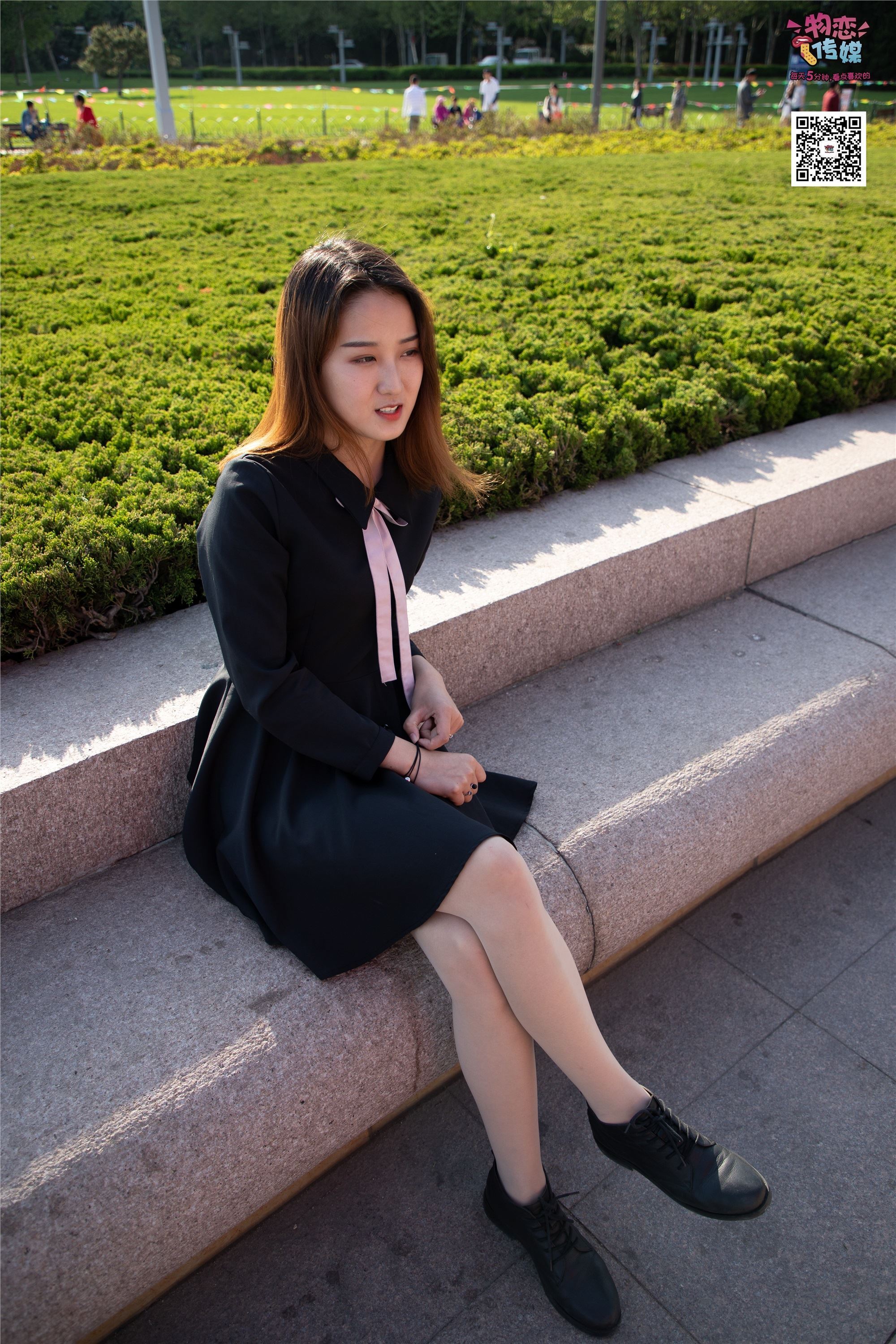 物恋传媒 No.018 清纯的小姐姐哦,透明肉丝加小皮鞋