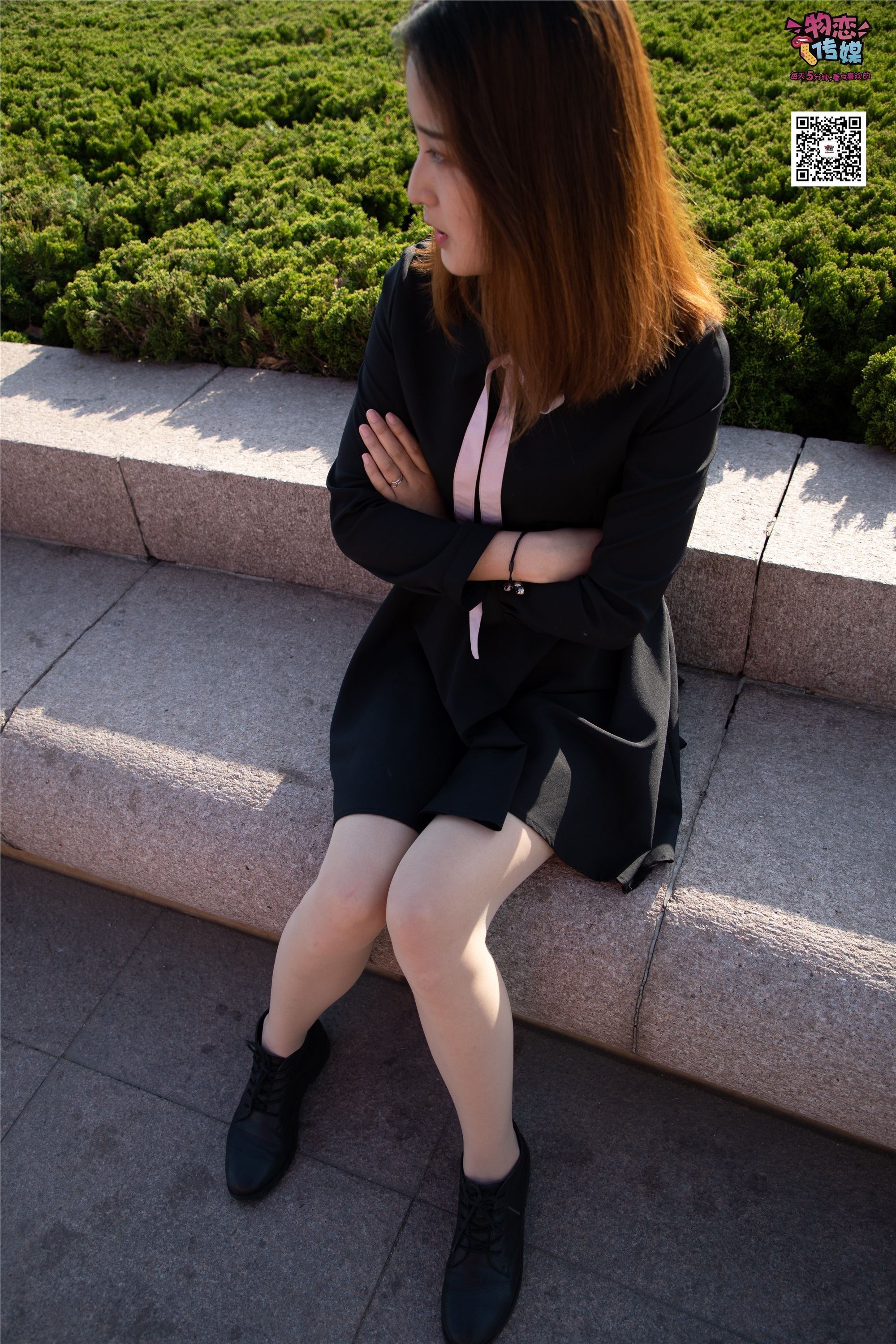 物恋传媒 No.018 清纯的小姐姐哦,透明肉丝加小皮鞋