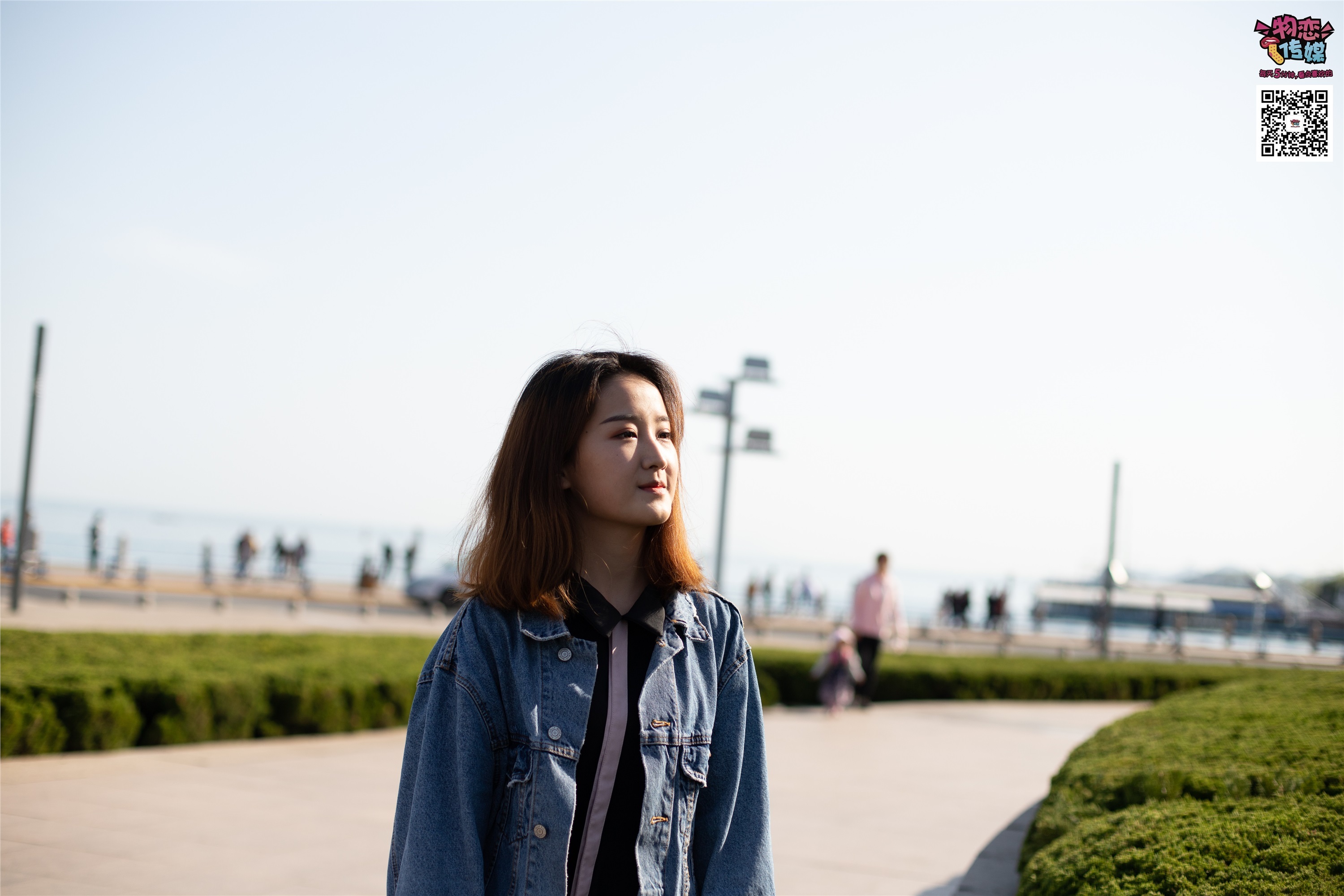 物恋传媒 No.018 清纯的小姐姐哦,透明肉丝加小皮鞋