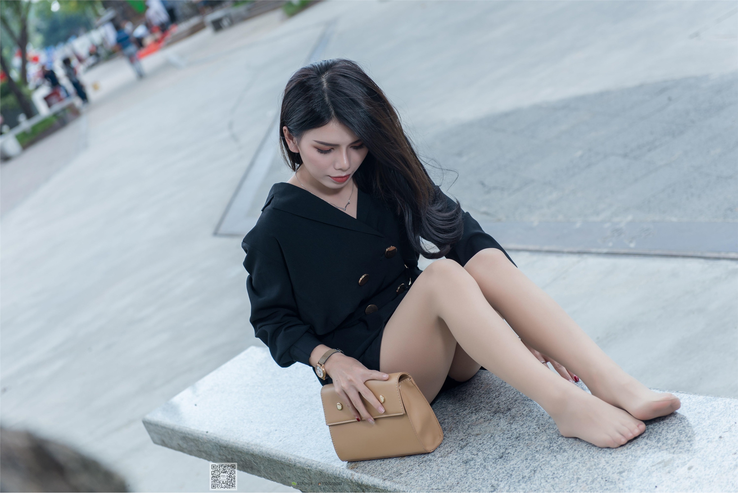 SSA丝社 NO.024 高冷混血女王芷沫肉si街拍