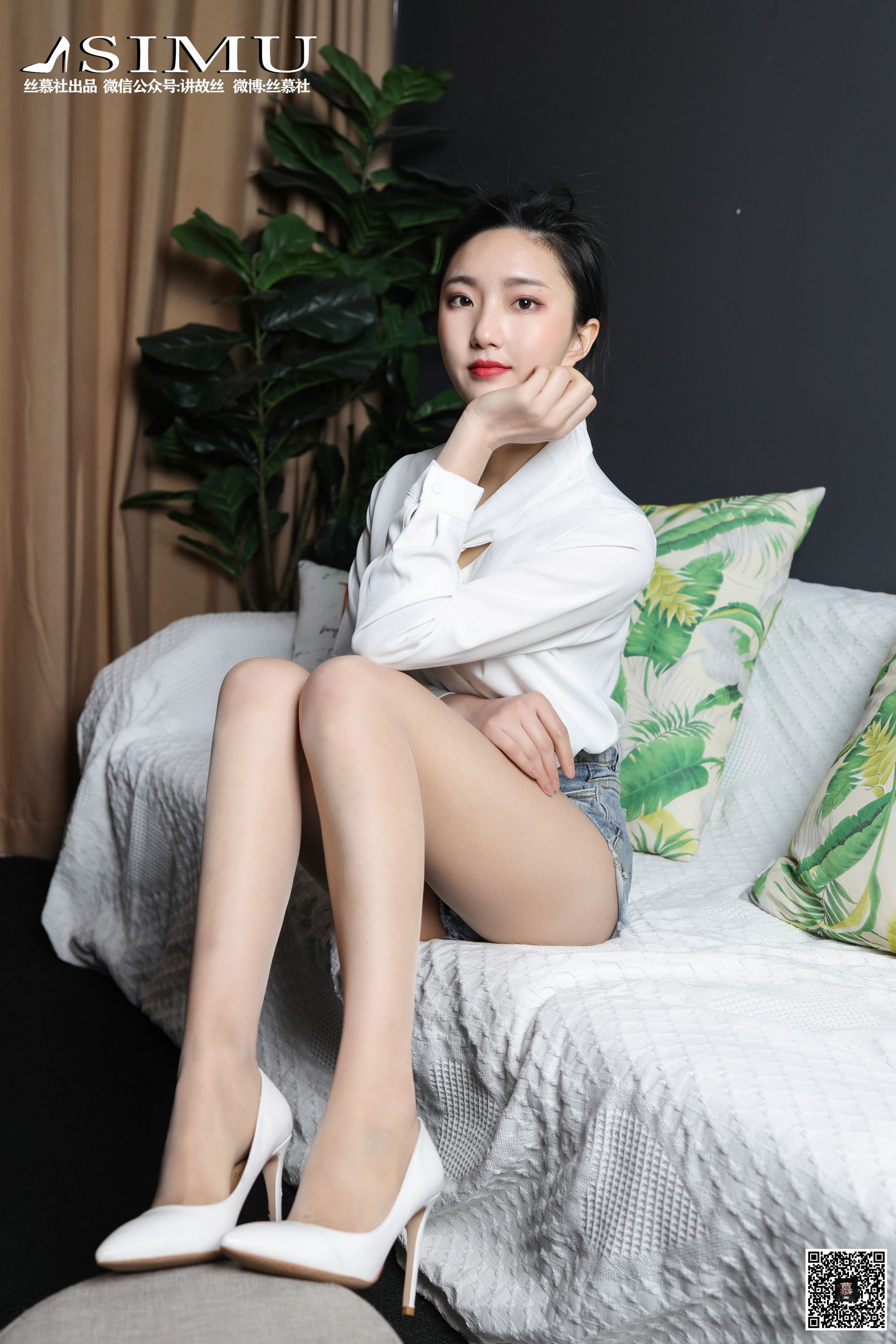 丝慕写真 SM196 佳佳 - 肉丝小热裤