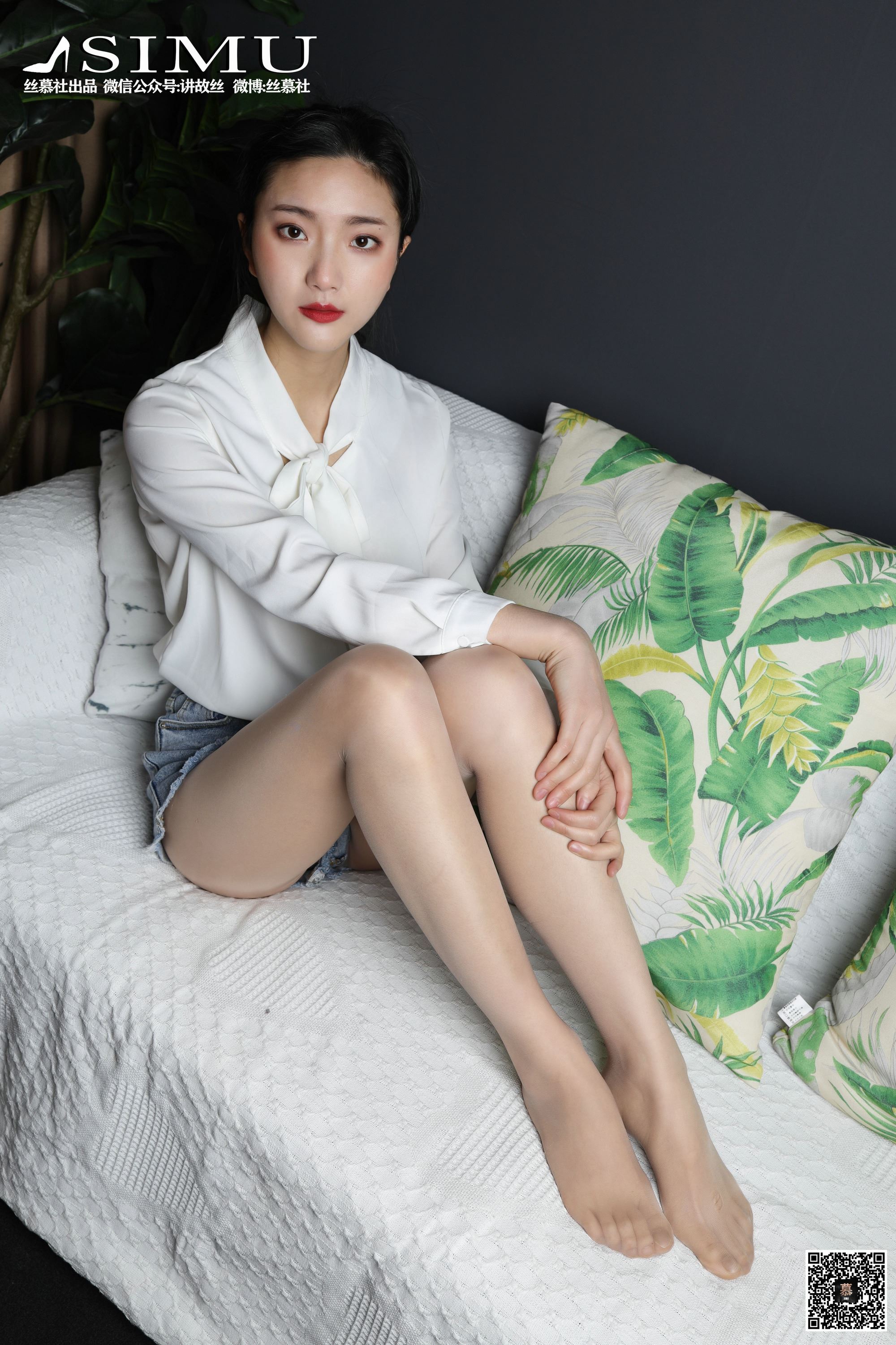 丝慕写真 SM196 佳佳 - 肉丝小热裤