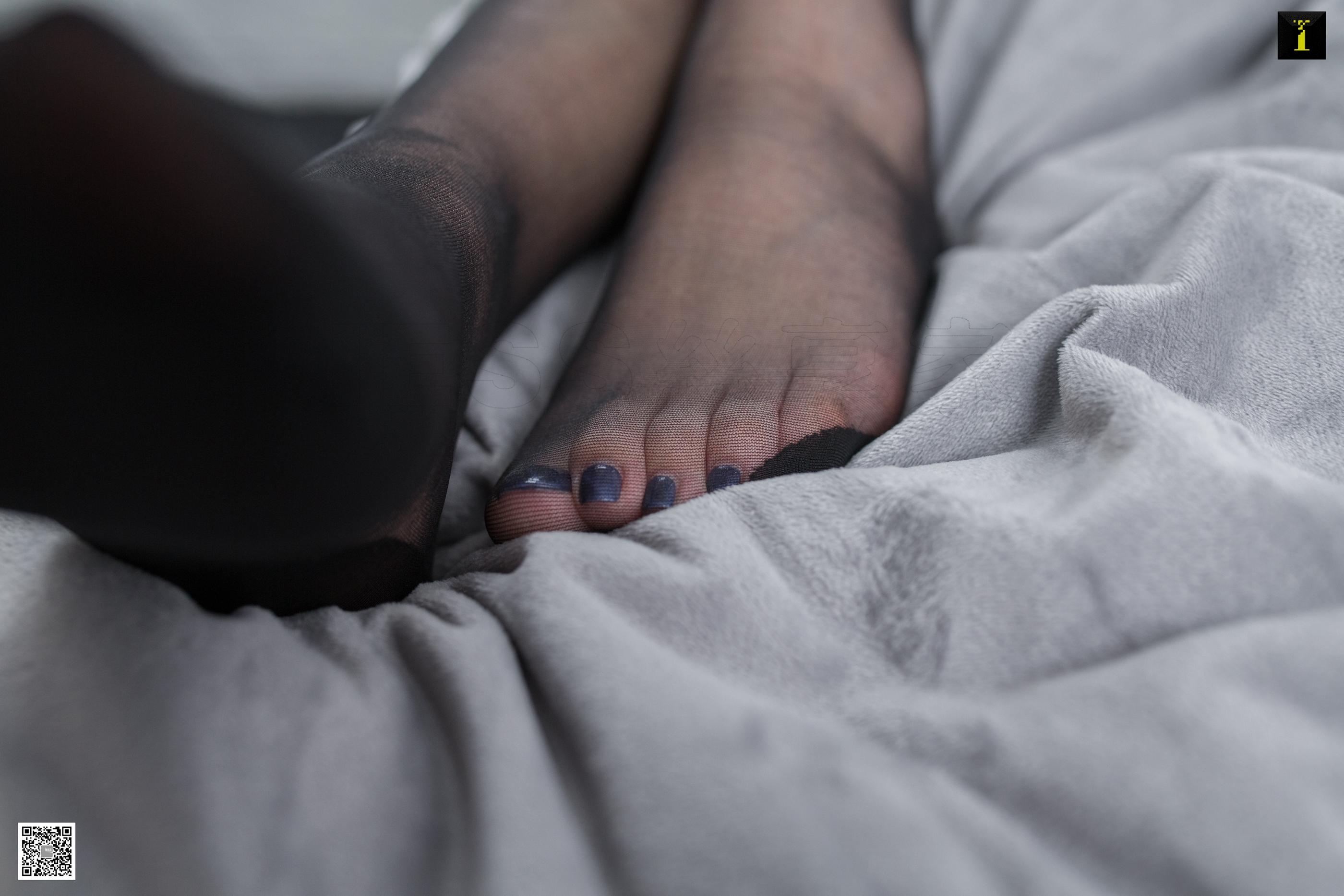 IESS异思趣向  2020.04.09 丝享家718 小衫 复古中线筒袜