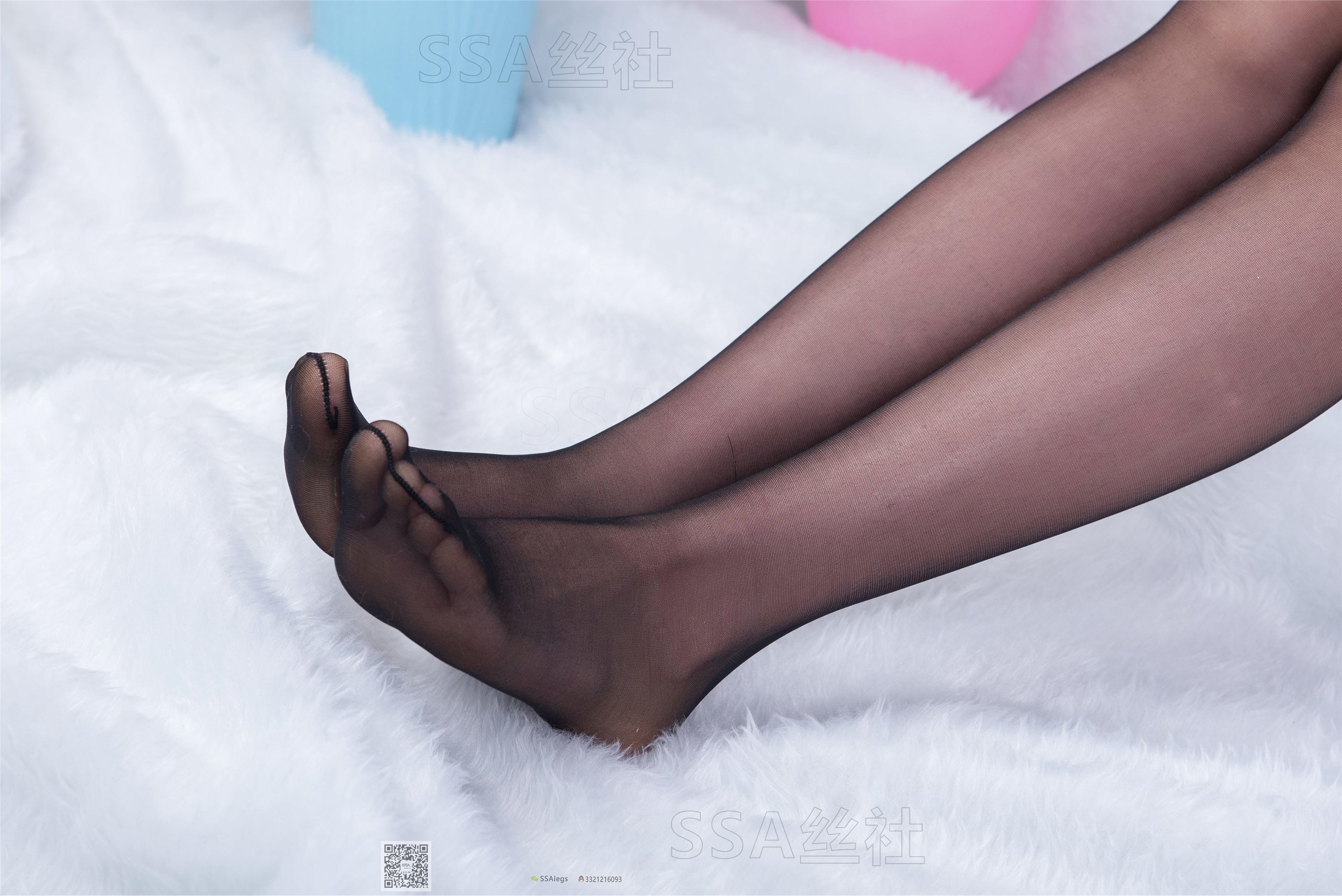 SSA丝社 069期 云云丰满黑丝旗袍的诱惑