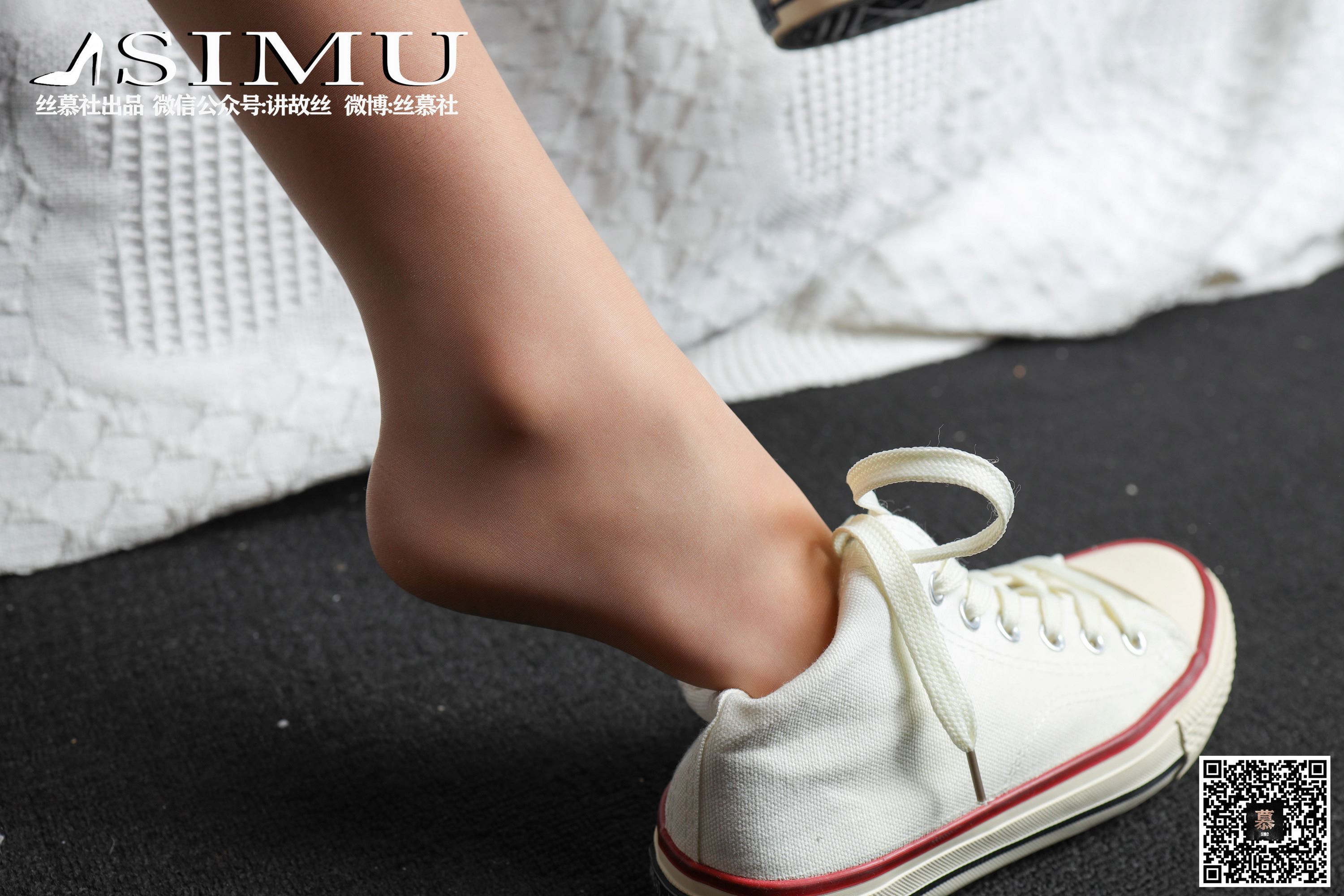 丝慕写真 SM206 文欣 - 玉足萝莉