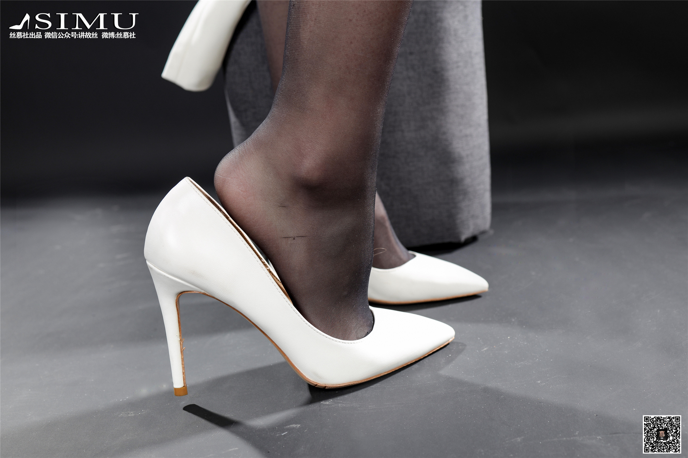 丝慕写真 SM207 双双 《制服系列之办公室白领》