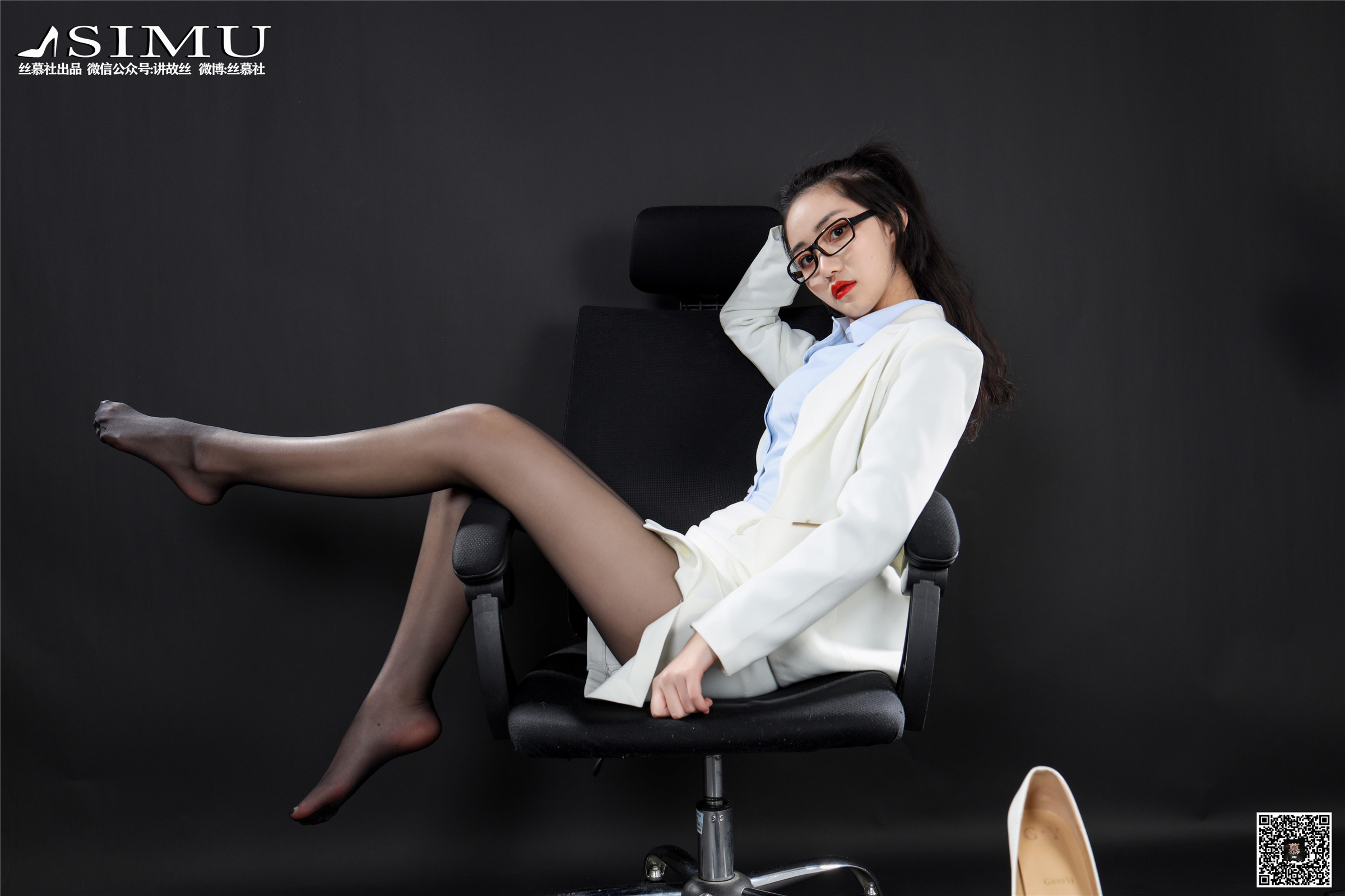 丝慕写真 SM207 双双 《制服系列之办公室白领》