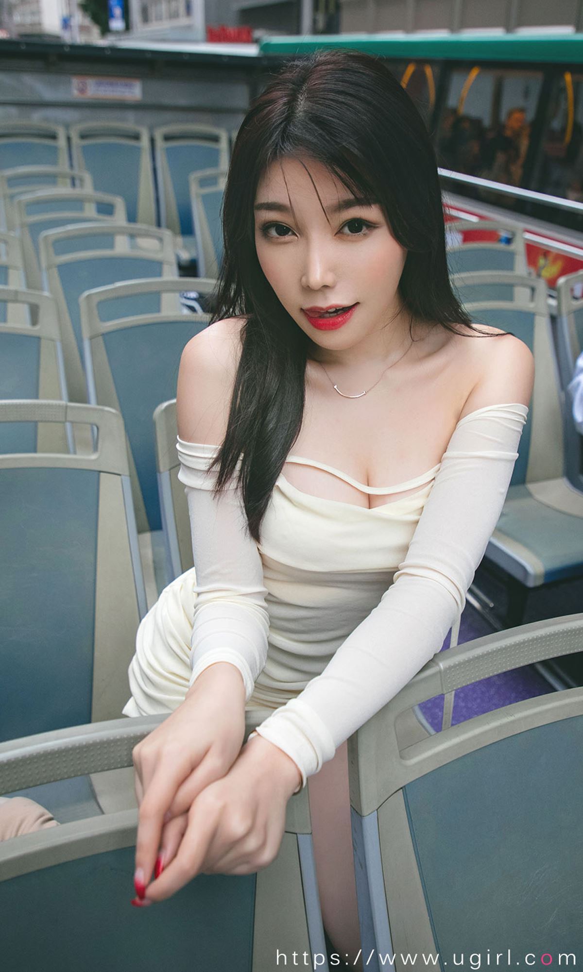 Ugirls尤果网 爱尤物 2020.04.15 No.1792 芝芝Booty 一路风情