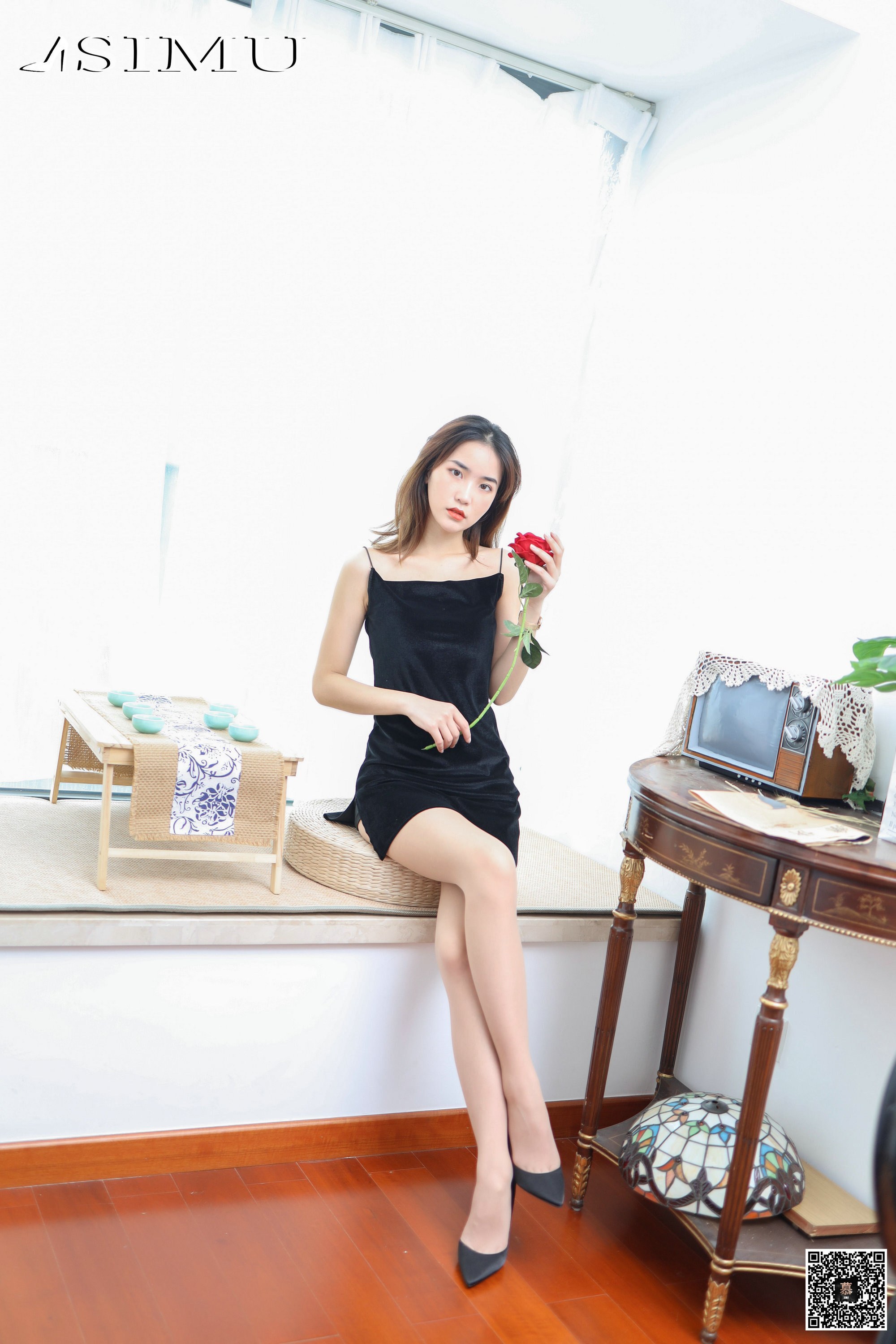 丝慕写真 SM212 新模 - 玉趾少女