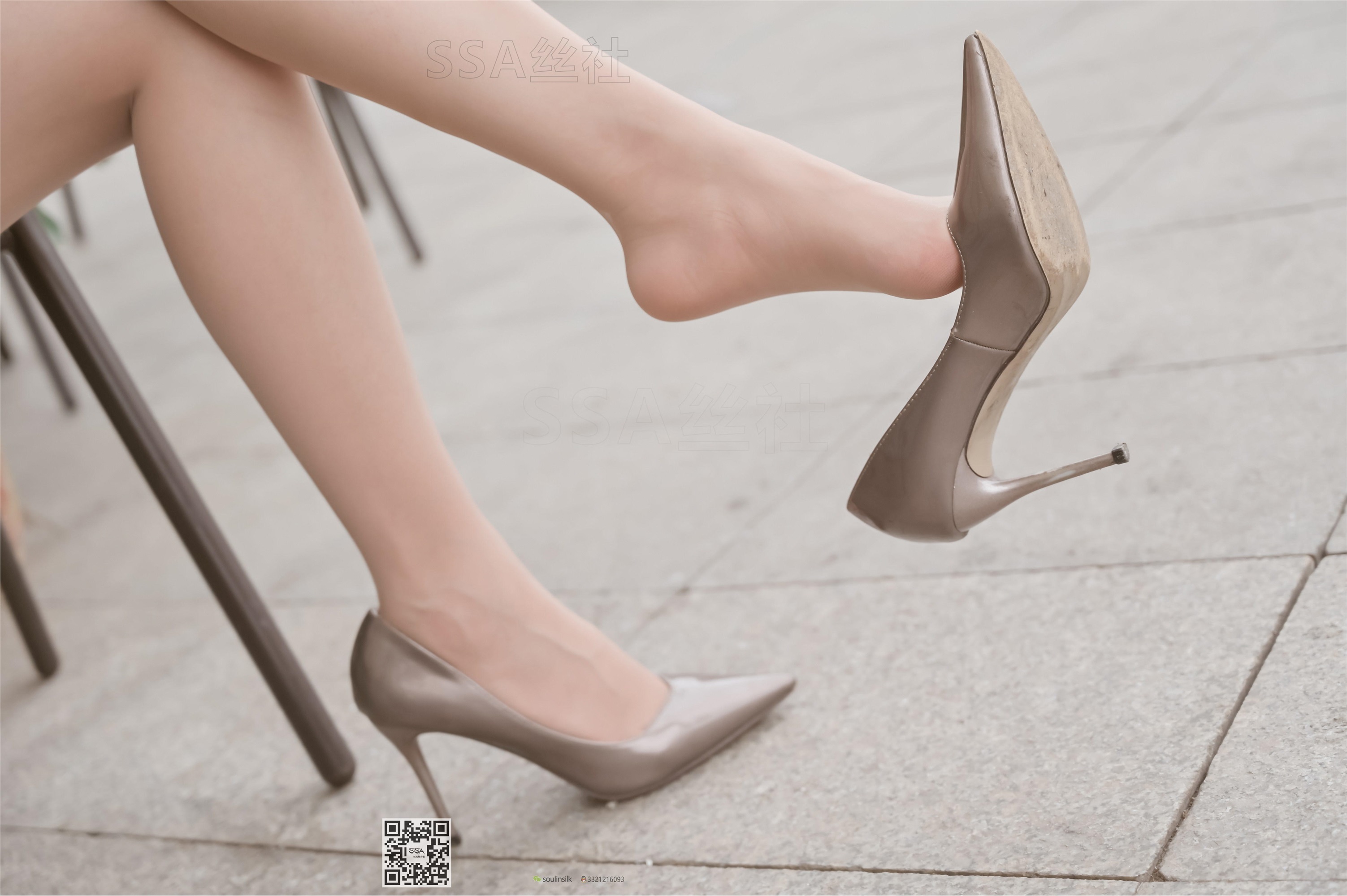 SSA丝社 099期 雪梨街拍短裙丝袜