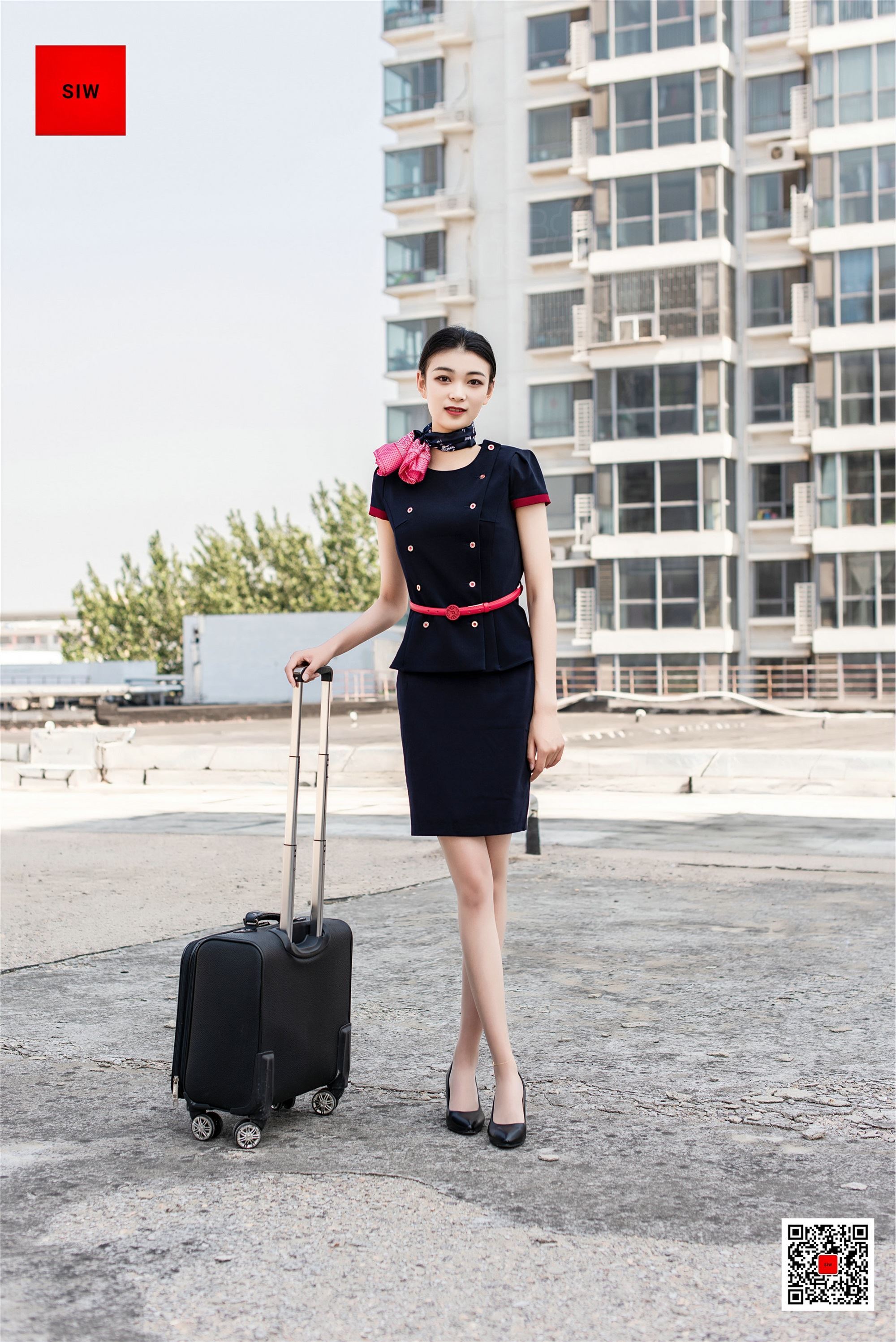 SIW斯文传媒 春夏东航短袖工装带丝巾腰带 - 嘉慧