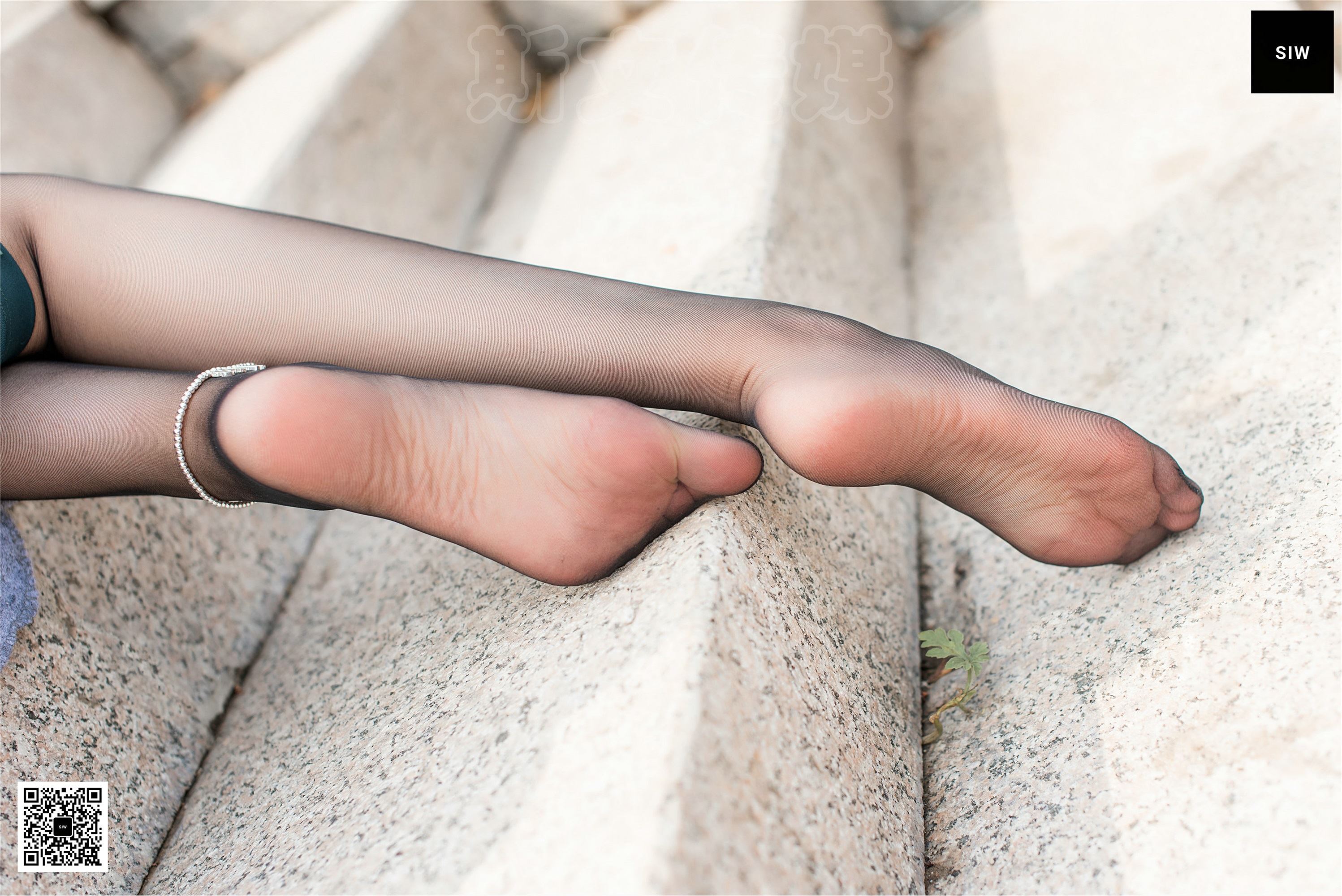 SIW斯文传媒 水岸沉思 - 雯静