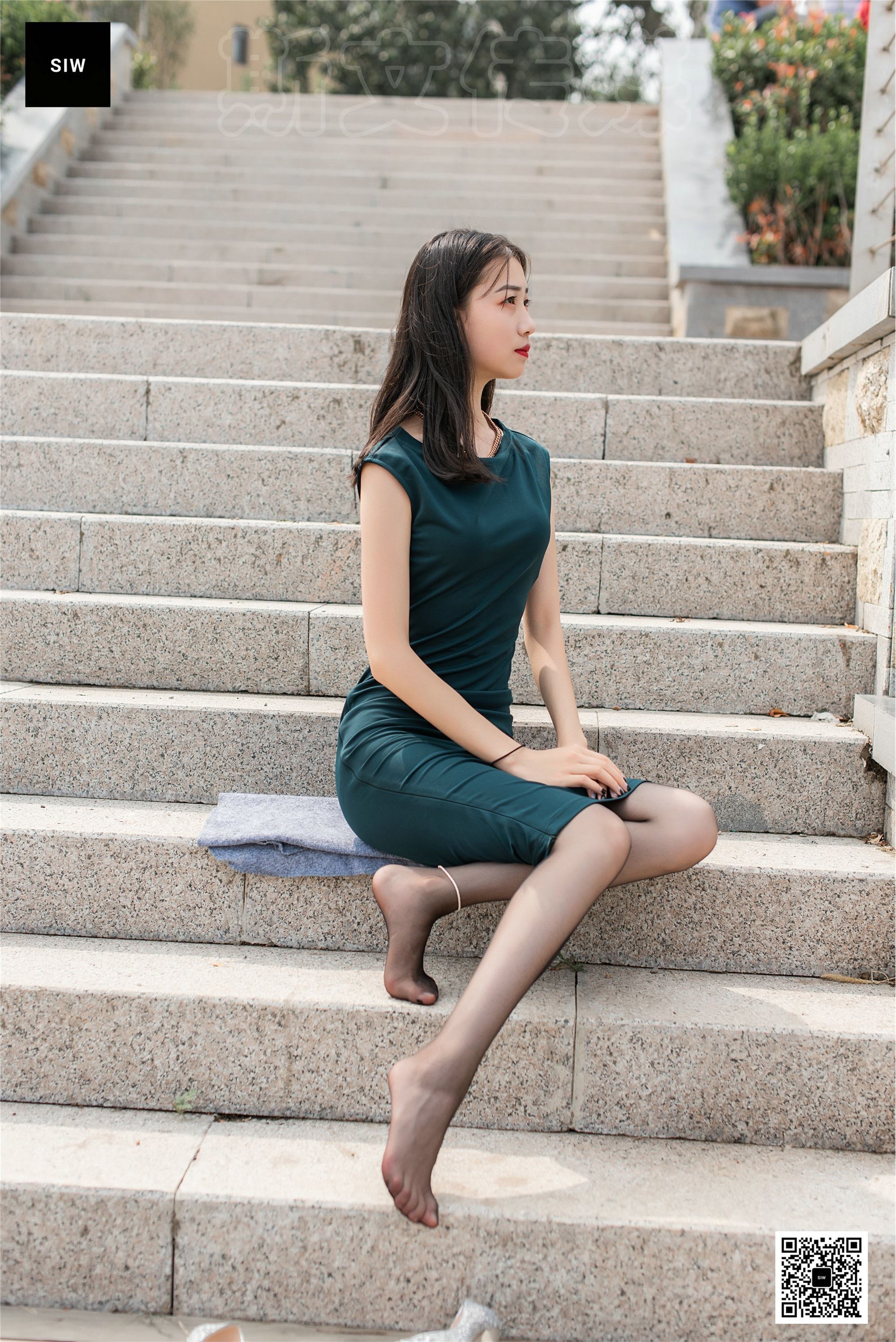 SIW斯文传媒 水岸沉思 - 雯静