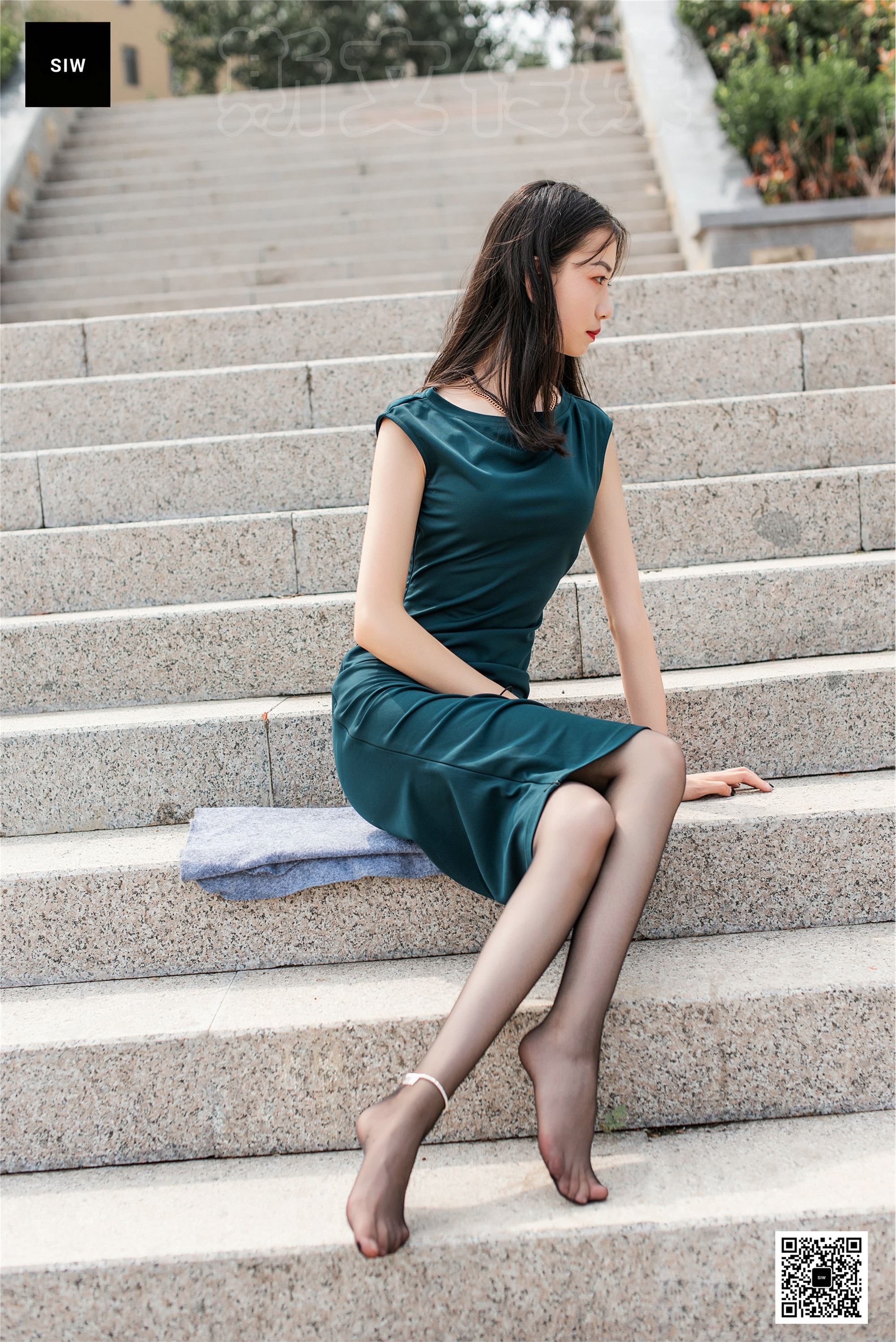 SIW斯文传媒 水岸沉思 - 雯静