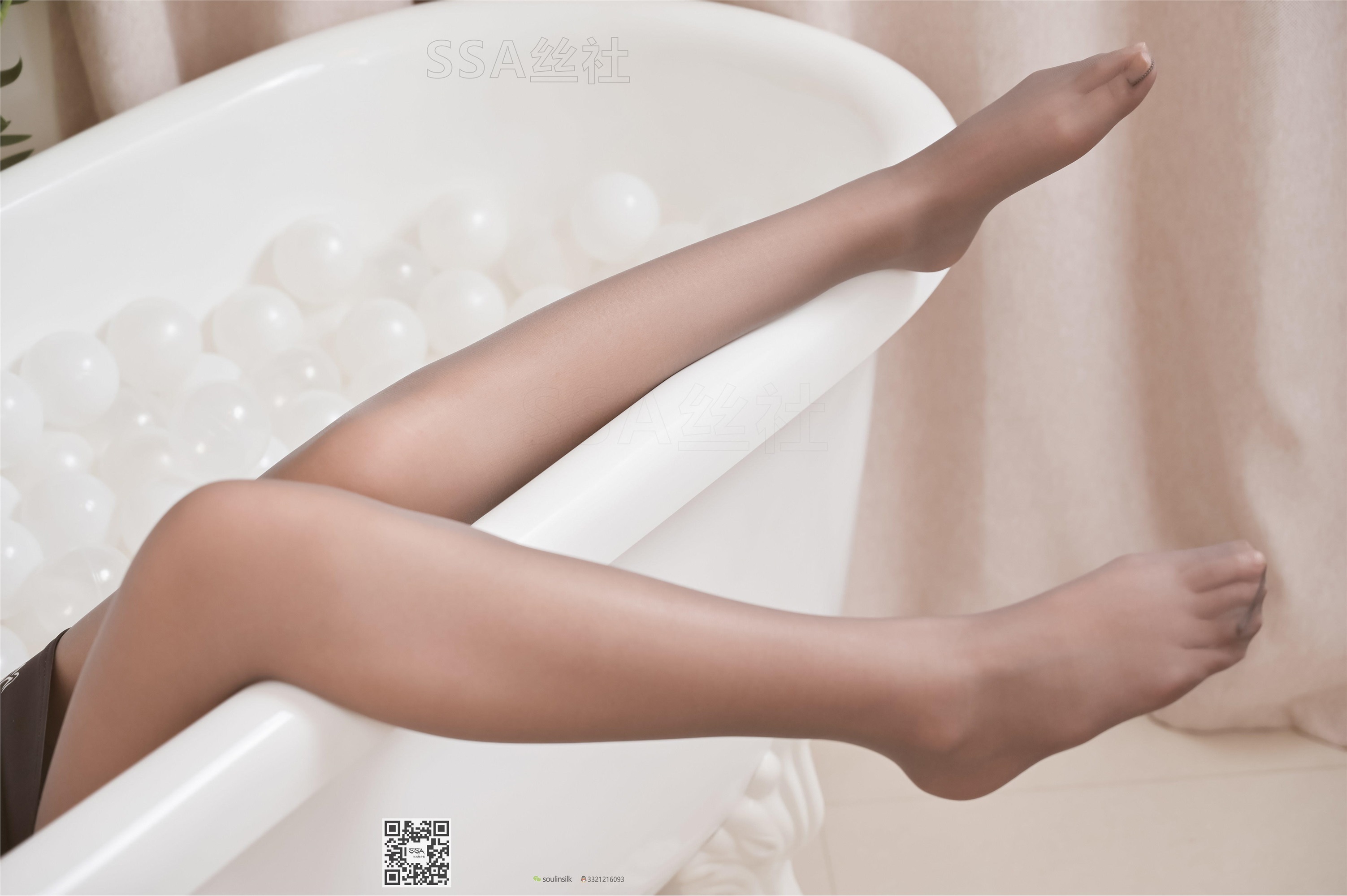 SSA丝社 105期 西西 旗袍脱丝