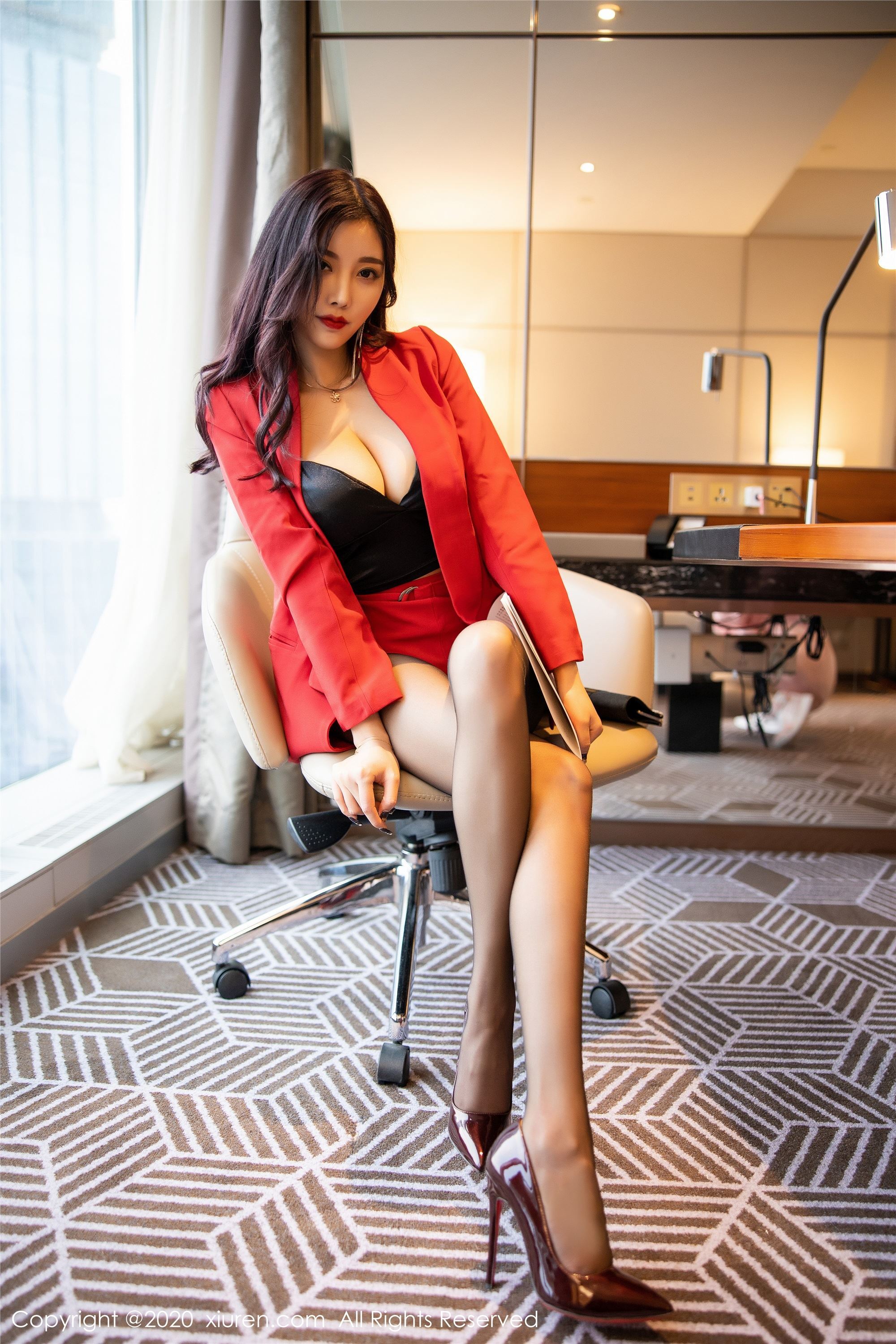 XIUREN秀人网 2020.03.17 No.2069 杨晨晨sugar