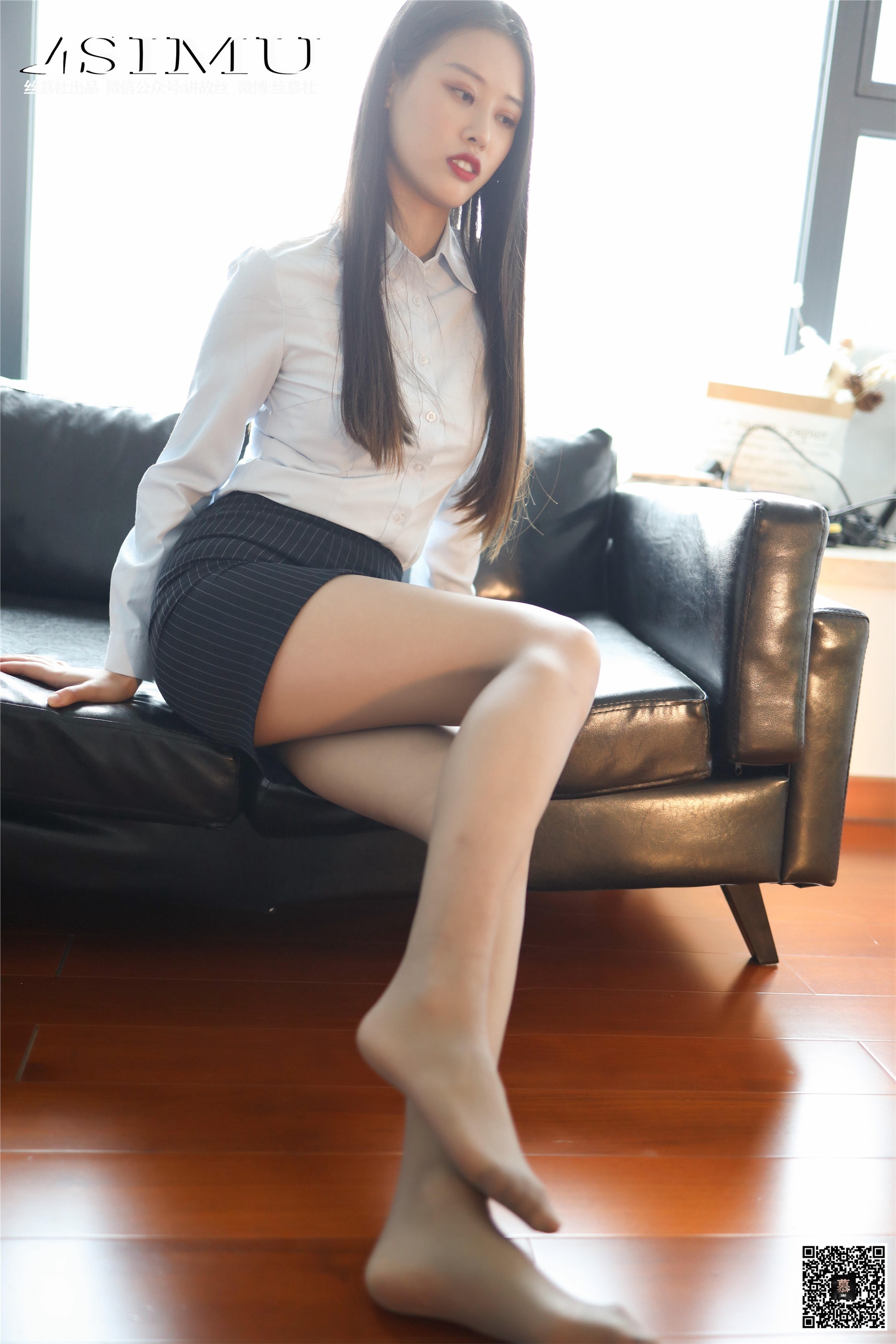 丝慕写真 SM224 婉玲《收藏高跟鞋的主管》