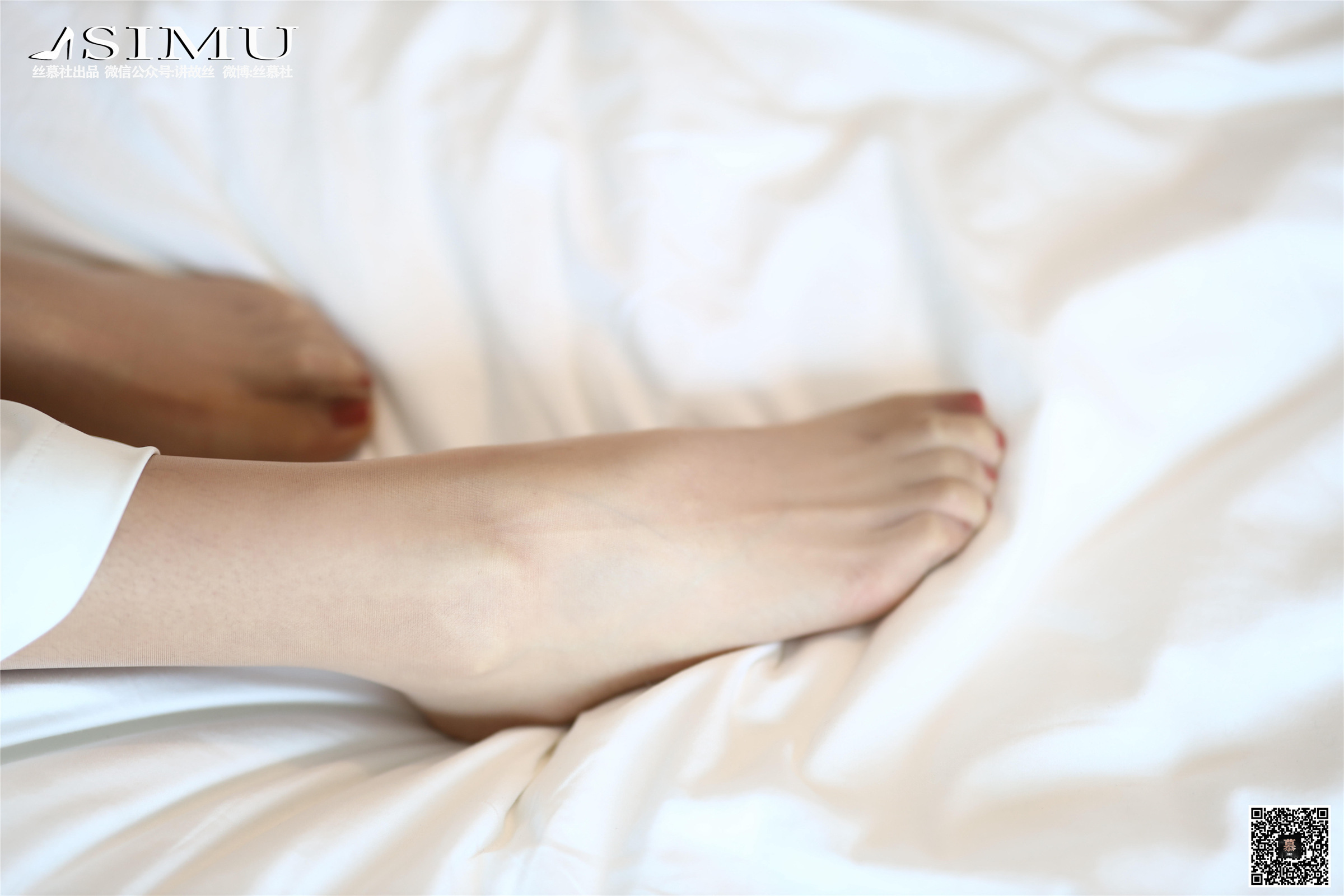 丝慕写真 SM225 茗茗《裙装还是裤里丝》