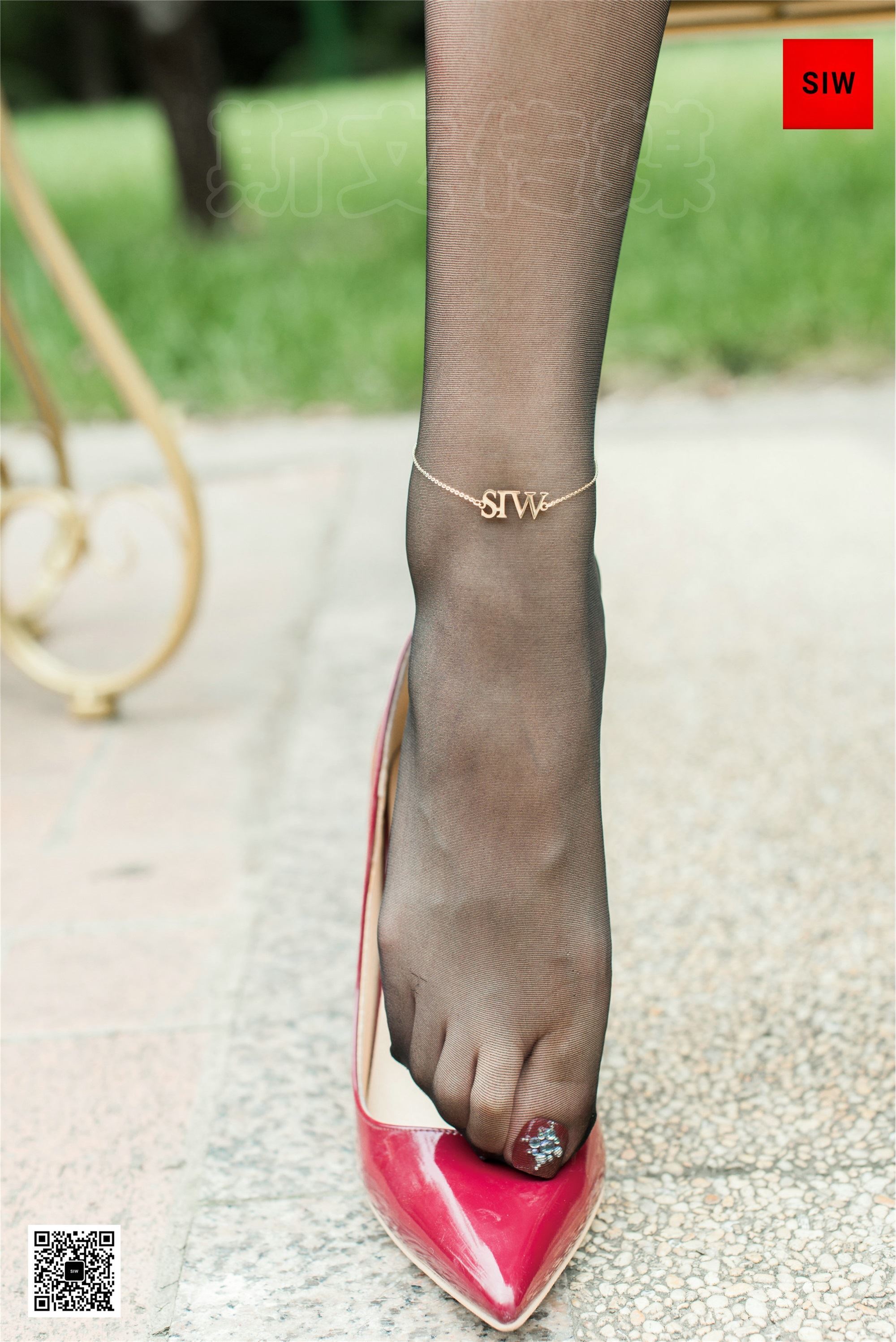 SIW斯文传媒 美容师套装酒店服务工装 - 甄真