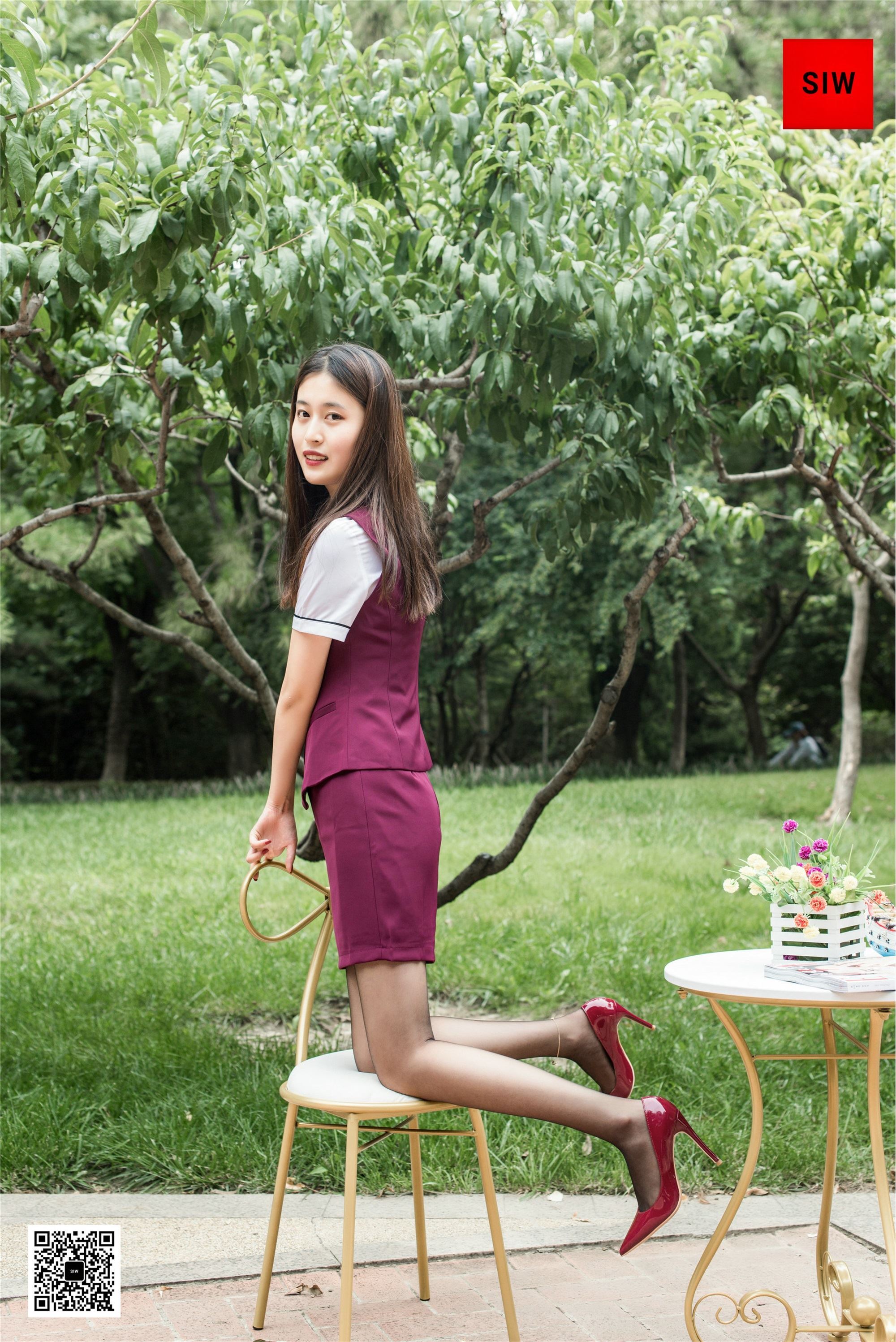 SIW斯文传媒 美容师套装酒店服务工装 - 甄真